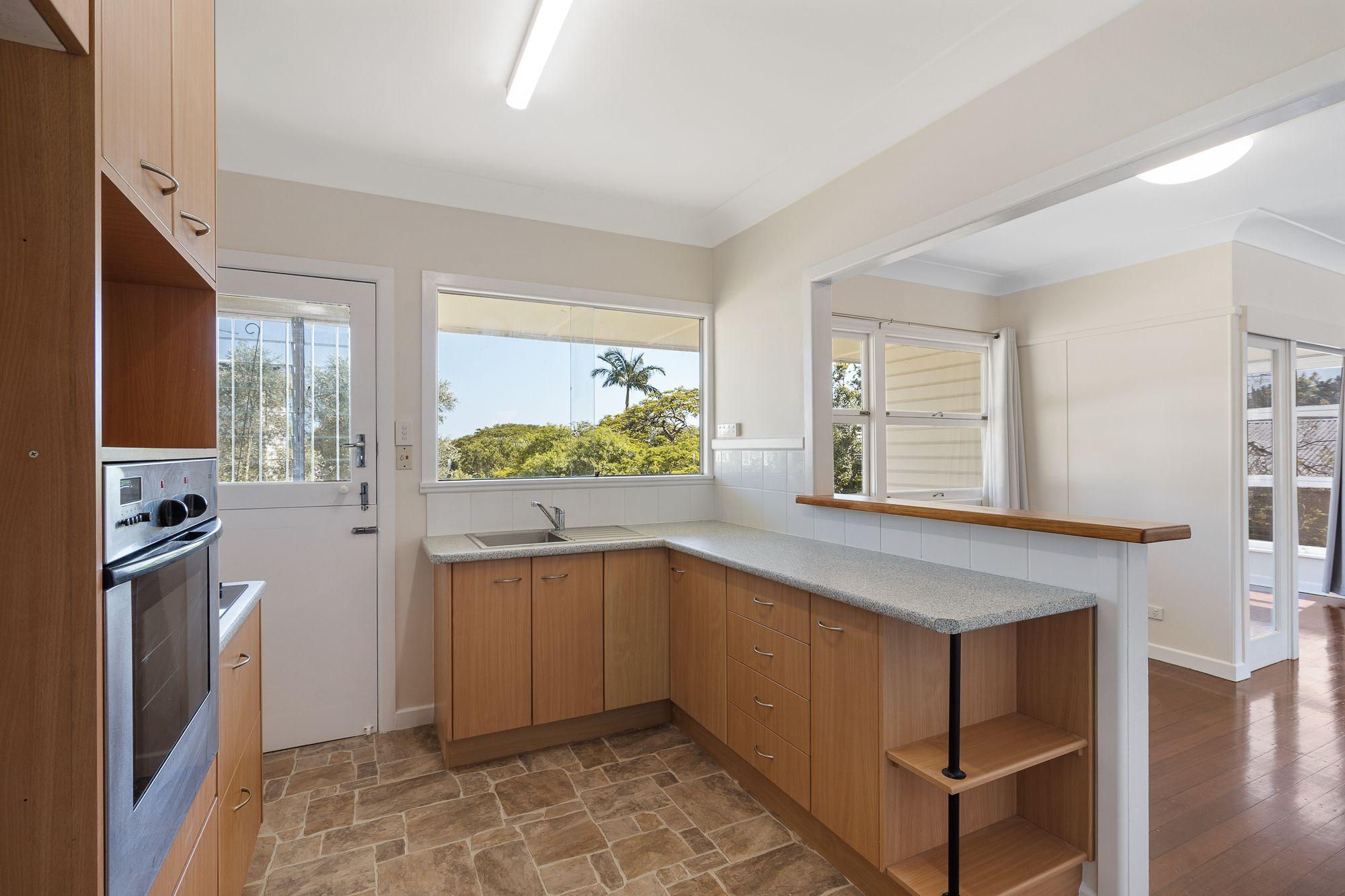 Stylish 3-Bedroom Family Home with Huge Backyard