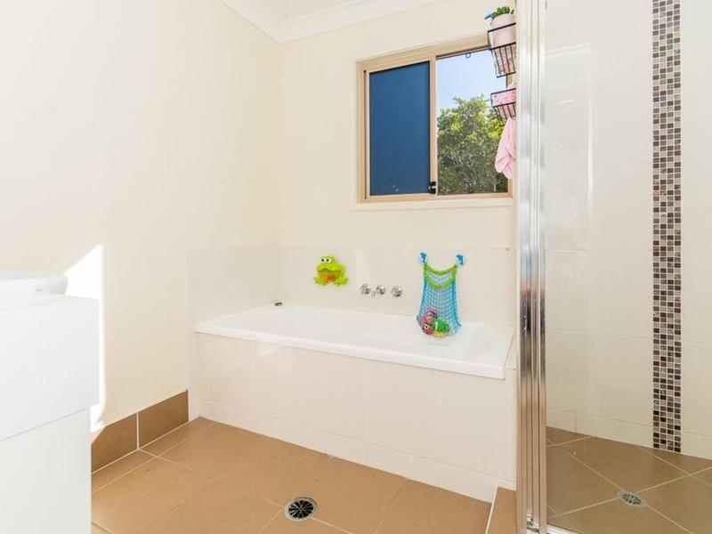 Stylish 3-Bedroom Townhouse with Private Courtyard & Balcony