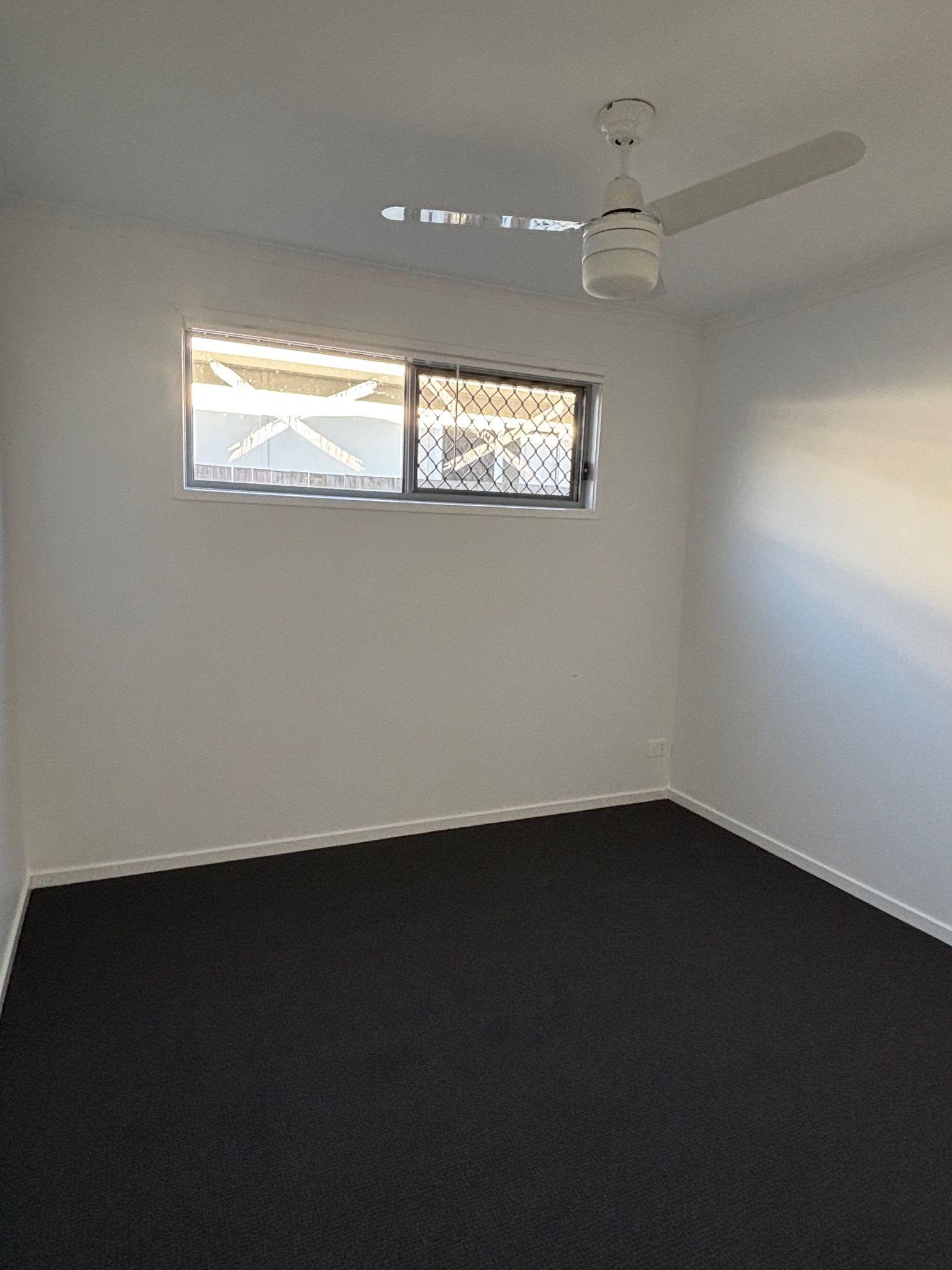 DuplexSemi-detached for Rent: Kallangur, QLD 4503, QLD, 4503
