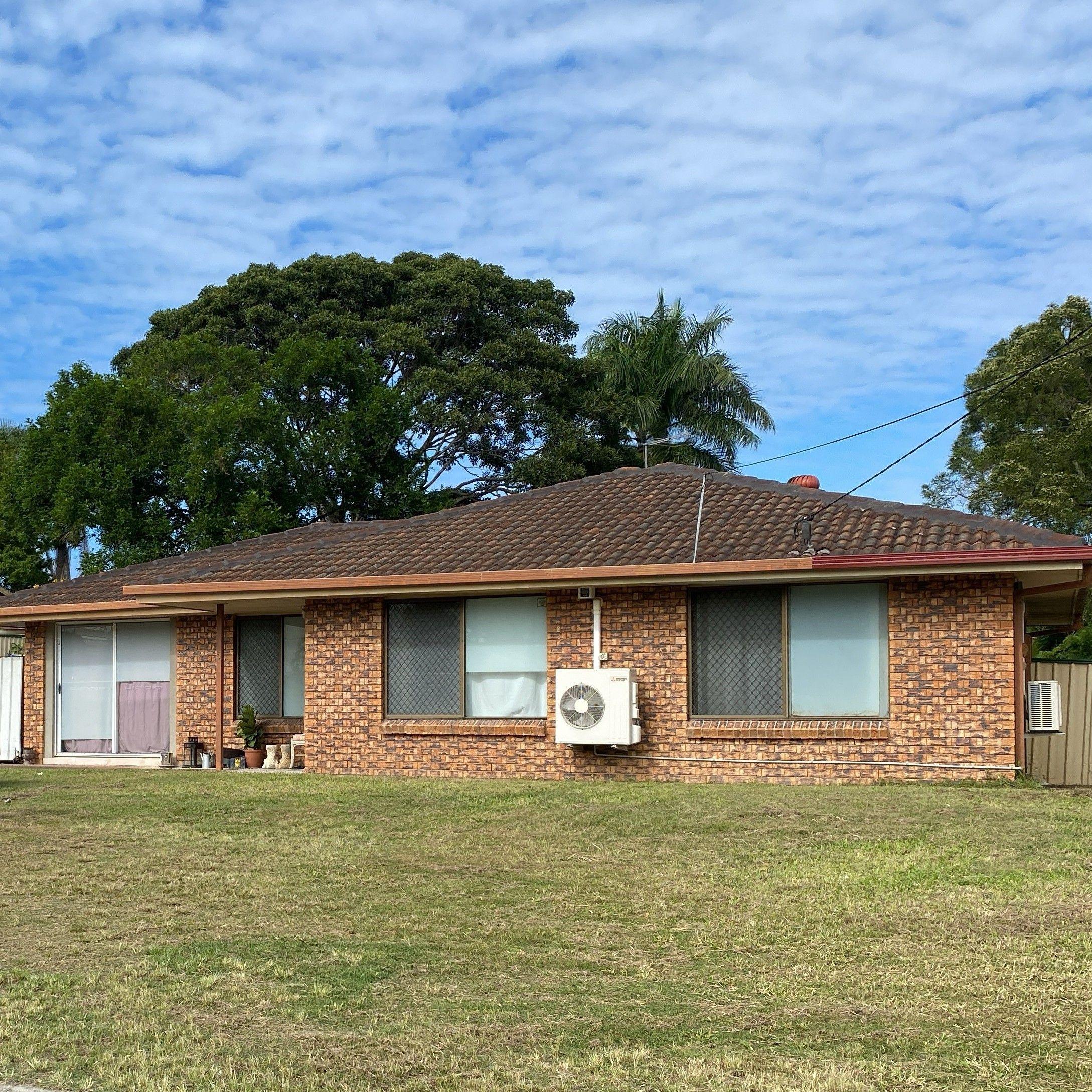 Prop-GPT: House: QLD Regents Park, QLD 4118 Home For Rent