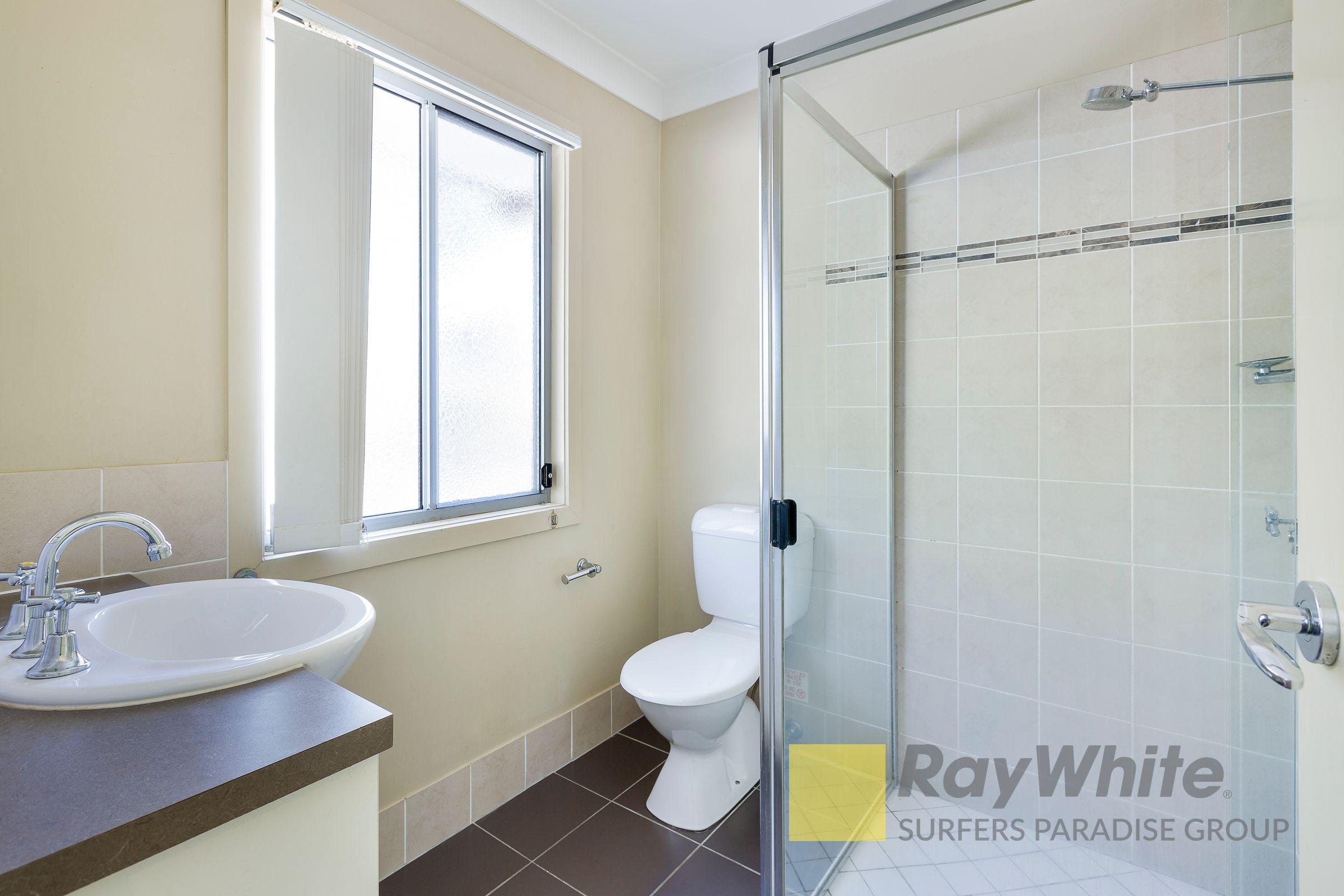 Townhouse for Rent: Upper Coomera, QLD 4209, QLD, 4209