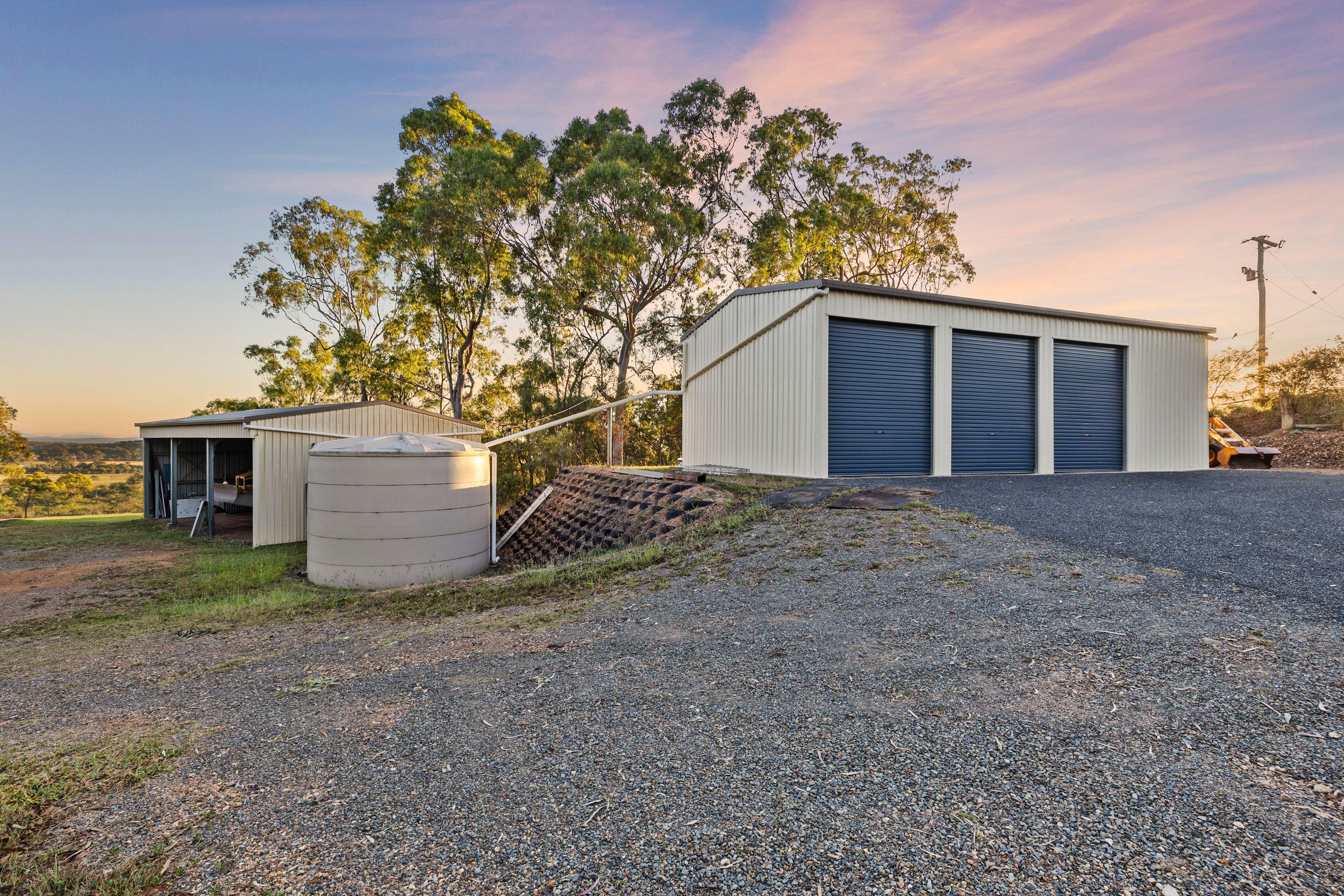 A Private Hilltop Retreat with Panoramic Ocean & Country Views