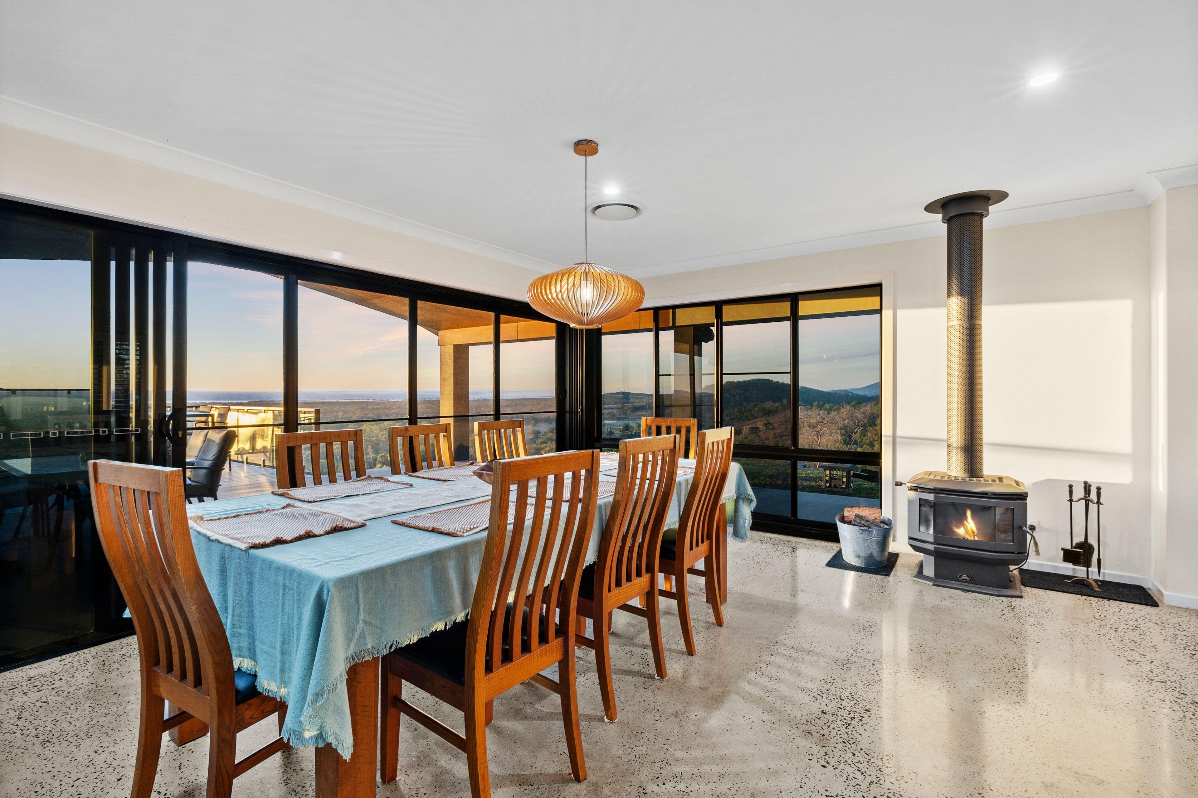 A Private Hilltop Retreat with Panoramic Ocean & Country Views