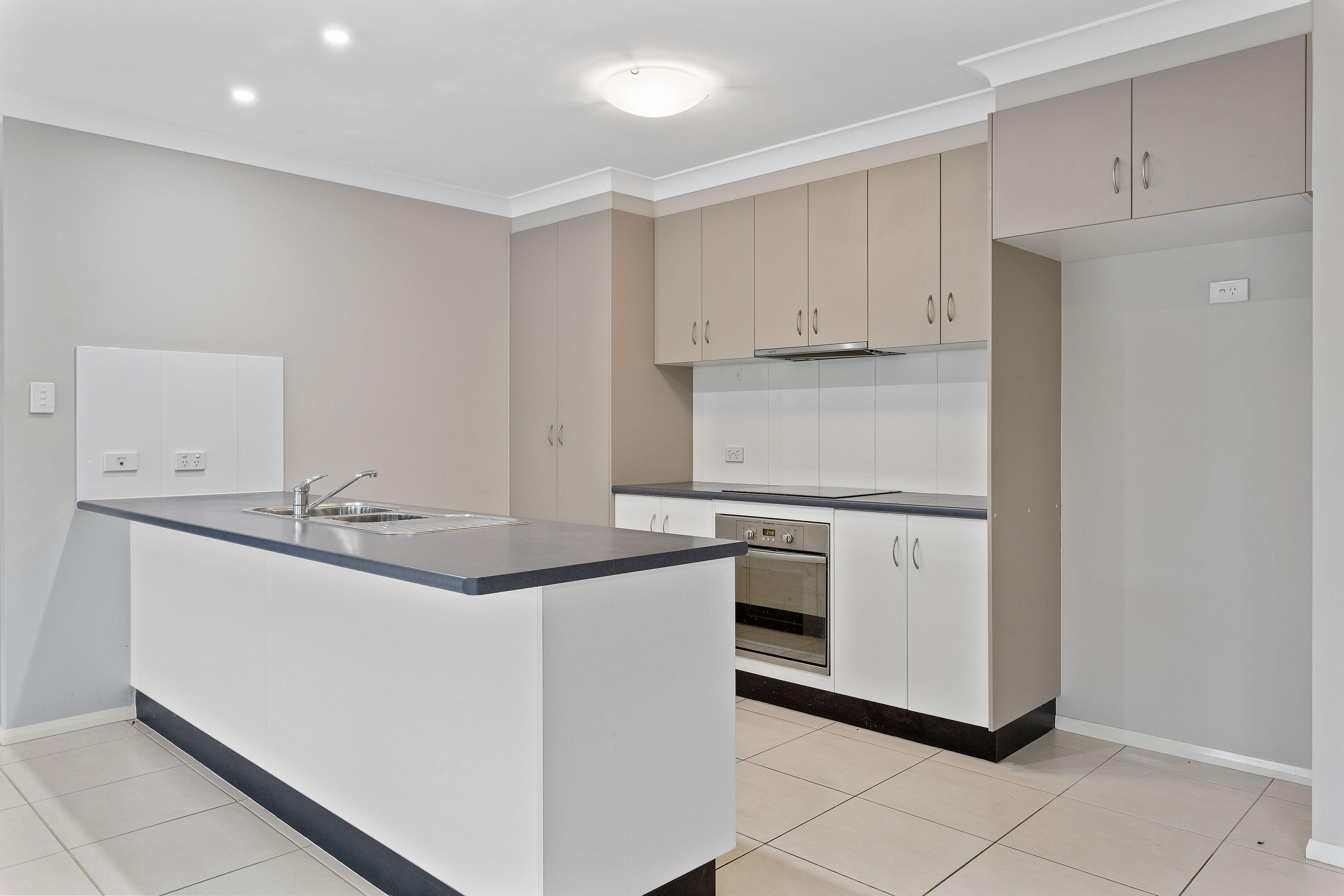 House for Rent: Glenvale, QLD 4350, QLD, 4350