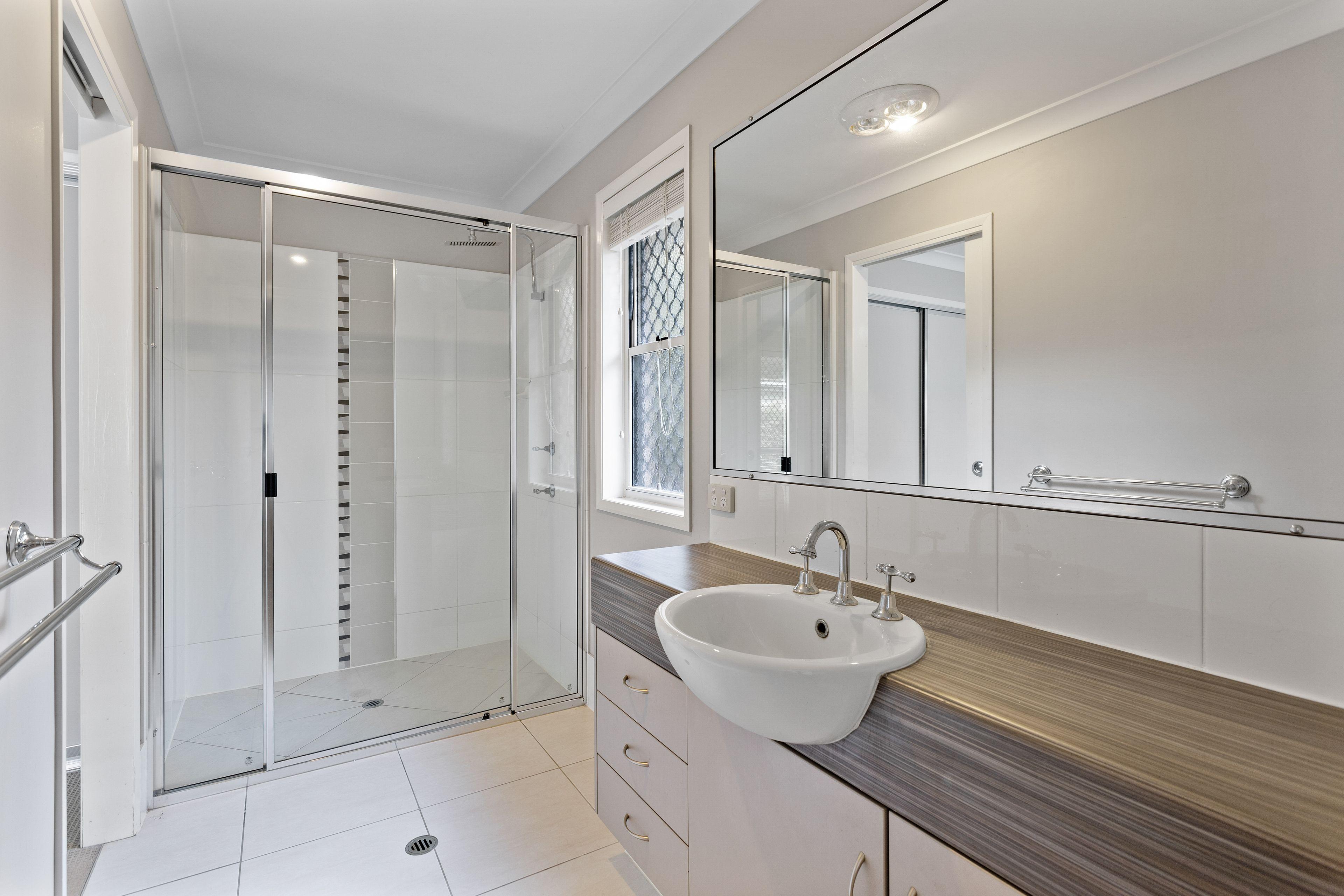 House for Rent: Glenvale, QLD 4350, QLD, 4350