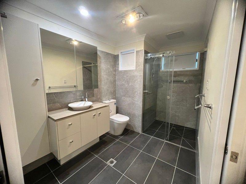 NEWLY RENOVATED… DOWNSTAIRS UNIT