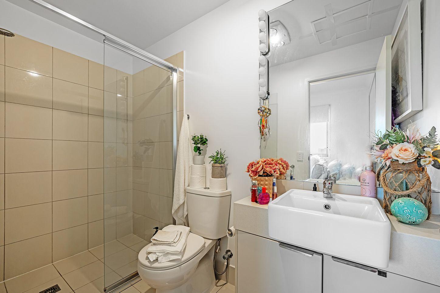 16/5036 Emerald Island Drive, CARRARA, QLD 4211 - Townhouse for Rent - harcourts.net