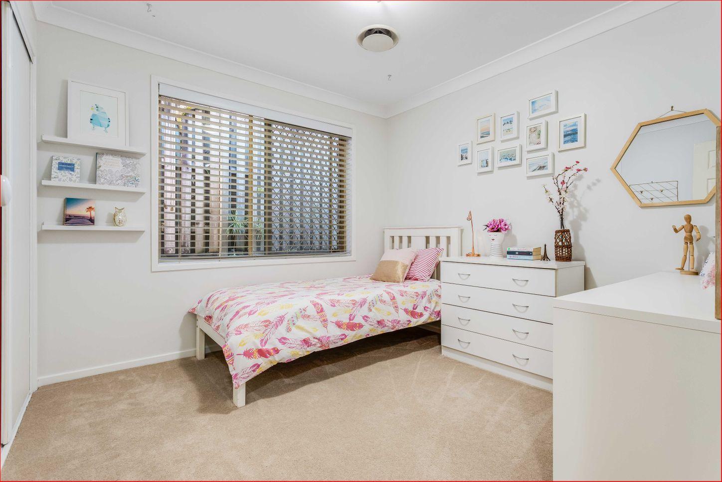 5 Maddison Place, THE GAP, QLD 4061 - House for Rent - harcourts.net