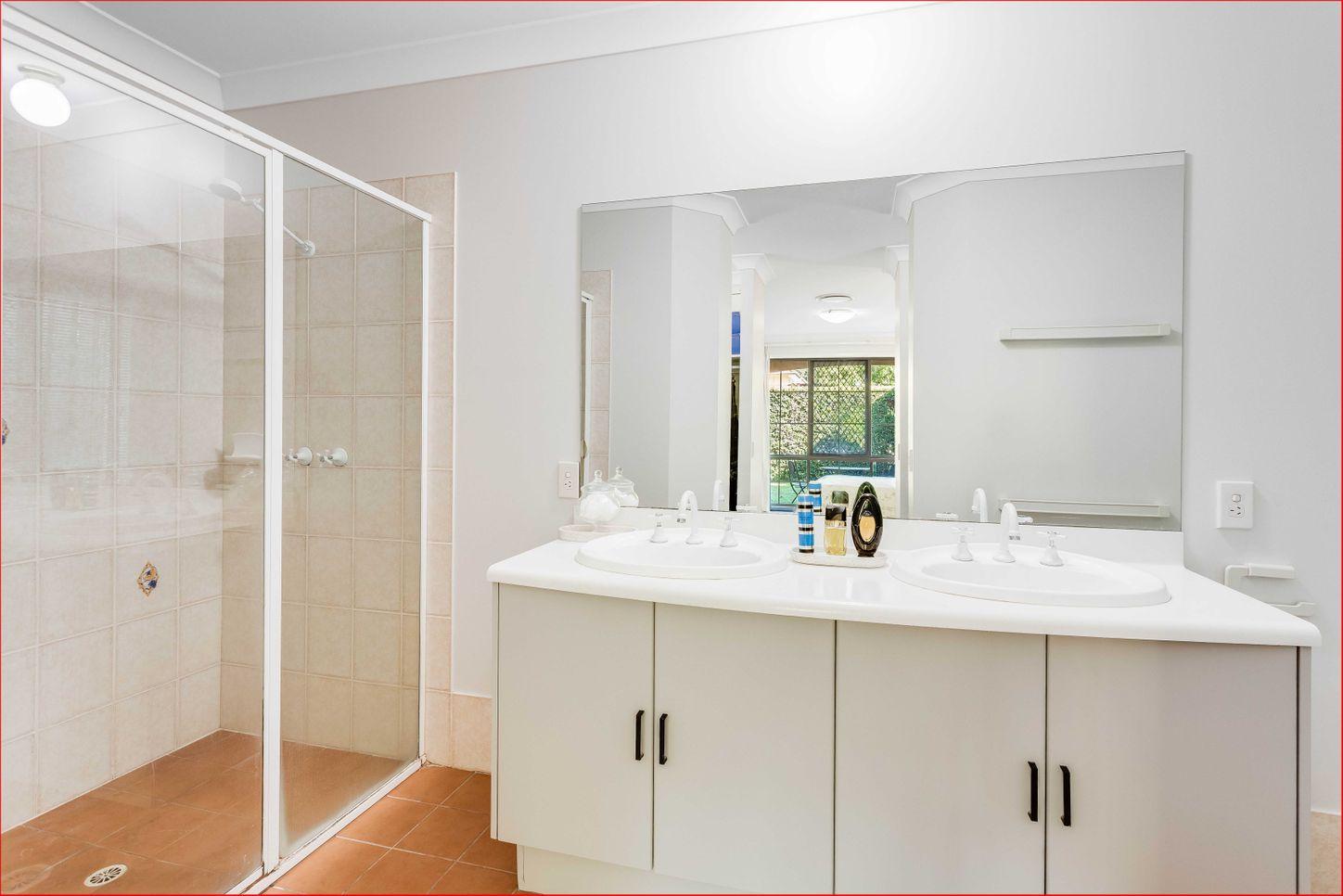 5 Maddison Place, THE GAP, QLD 4061 - House for Rent - harcourts.net