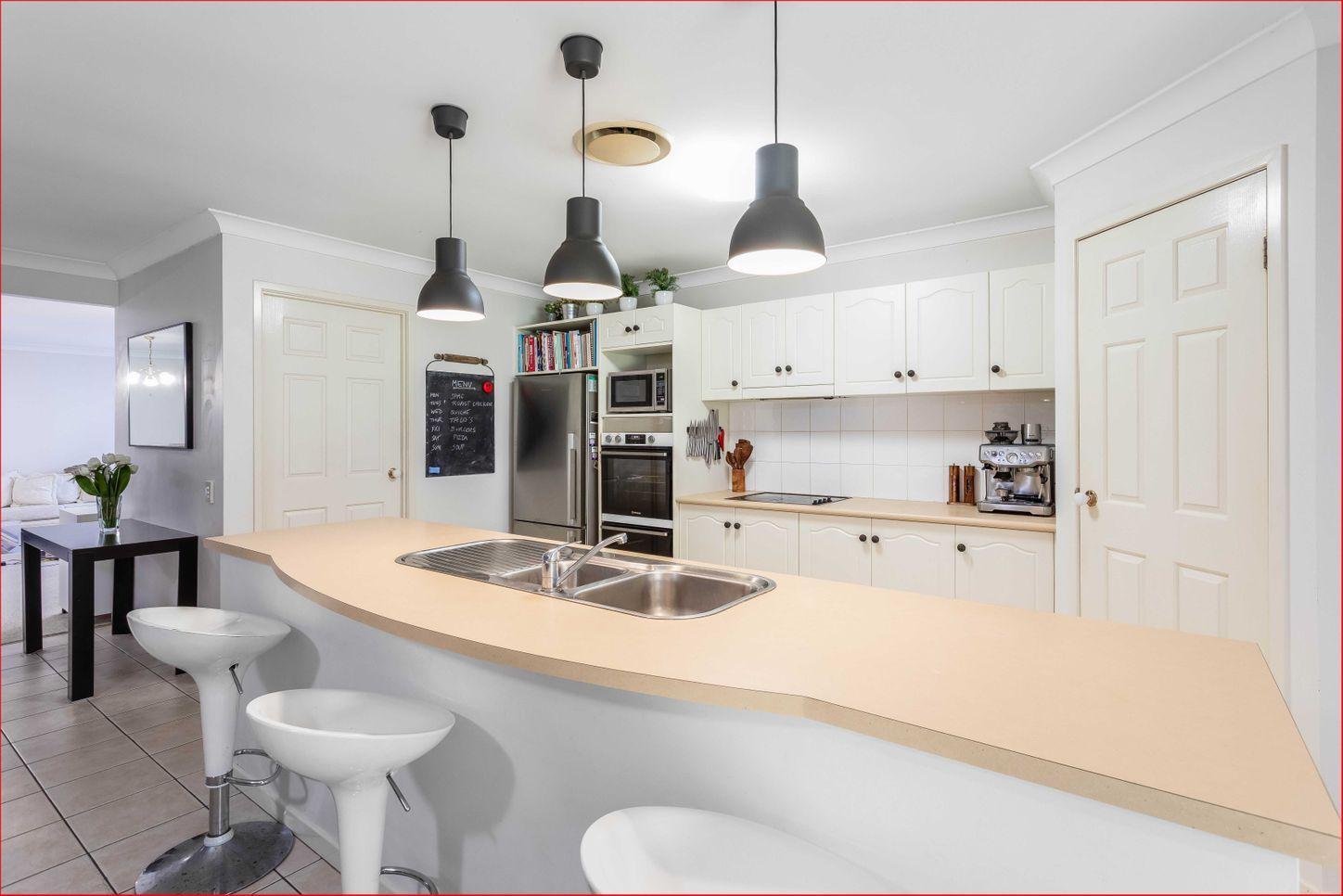 5 Maddison Place, THE GAP, QLD 4061 - House for Rent - harcourts.net