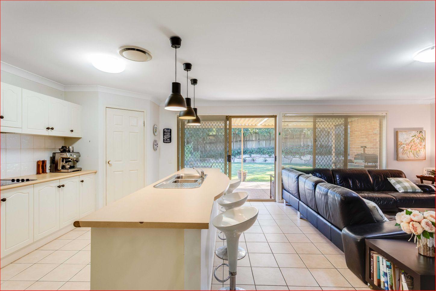 5 Maddison Place, THE GAP, QLD 4061 - House for Rent - harcourts.net