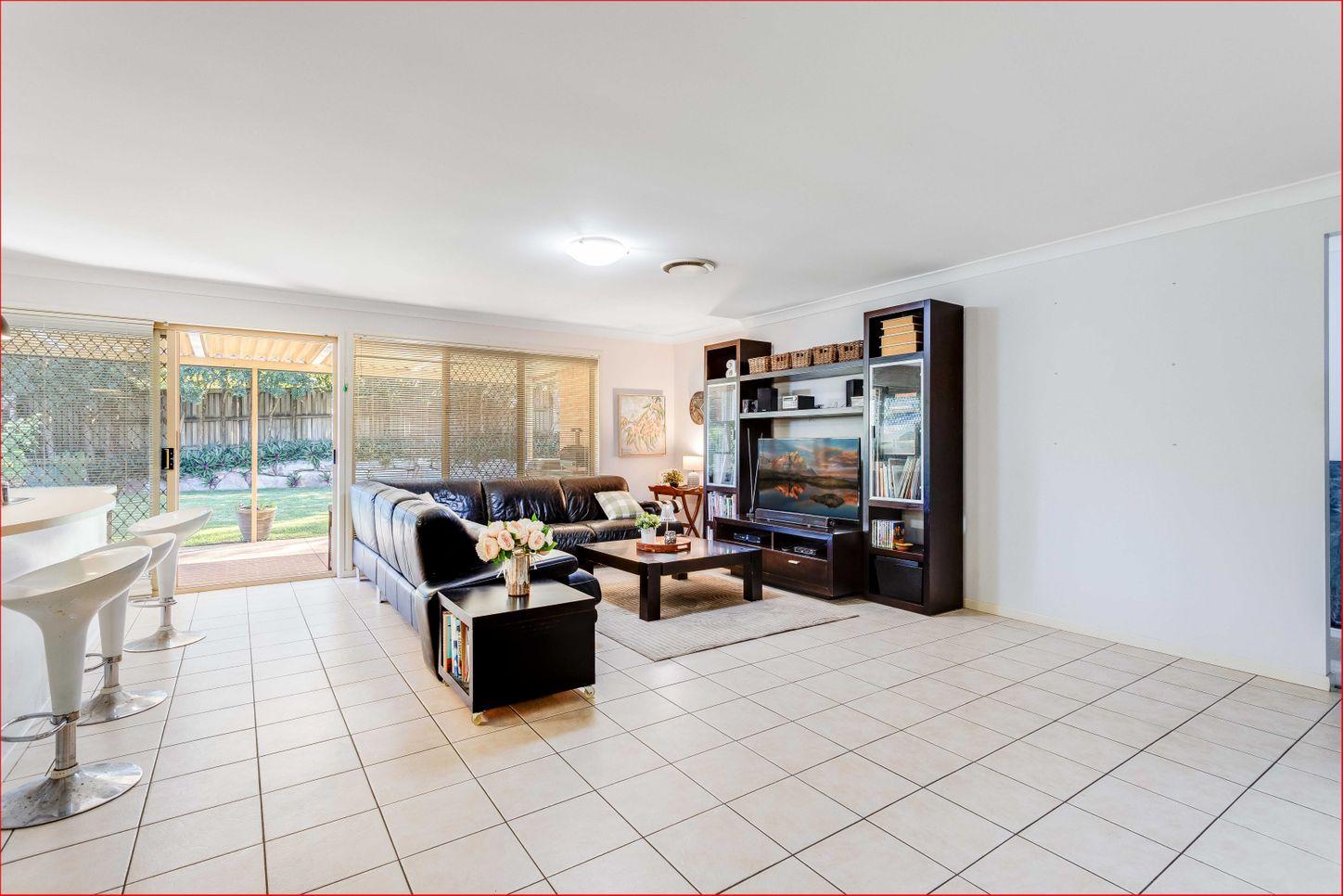 5 Maddison Place, THE GAP, QLD 4061 - House for Rent - harcourts.net