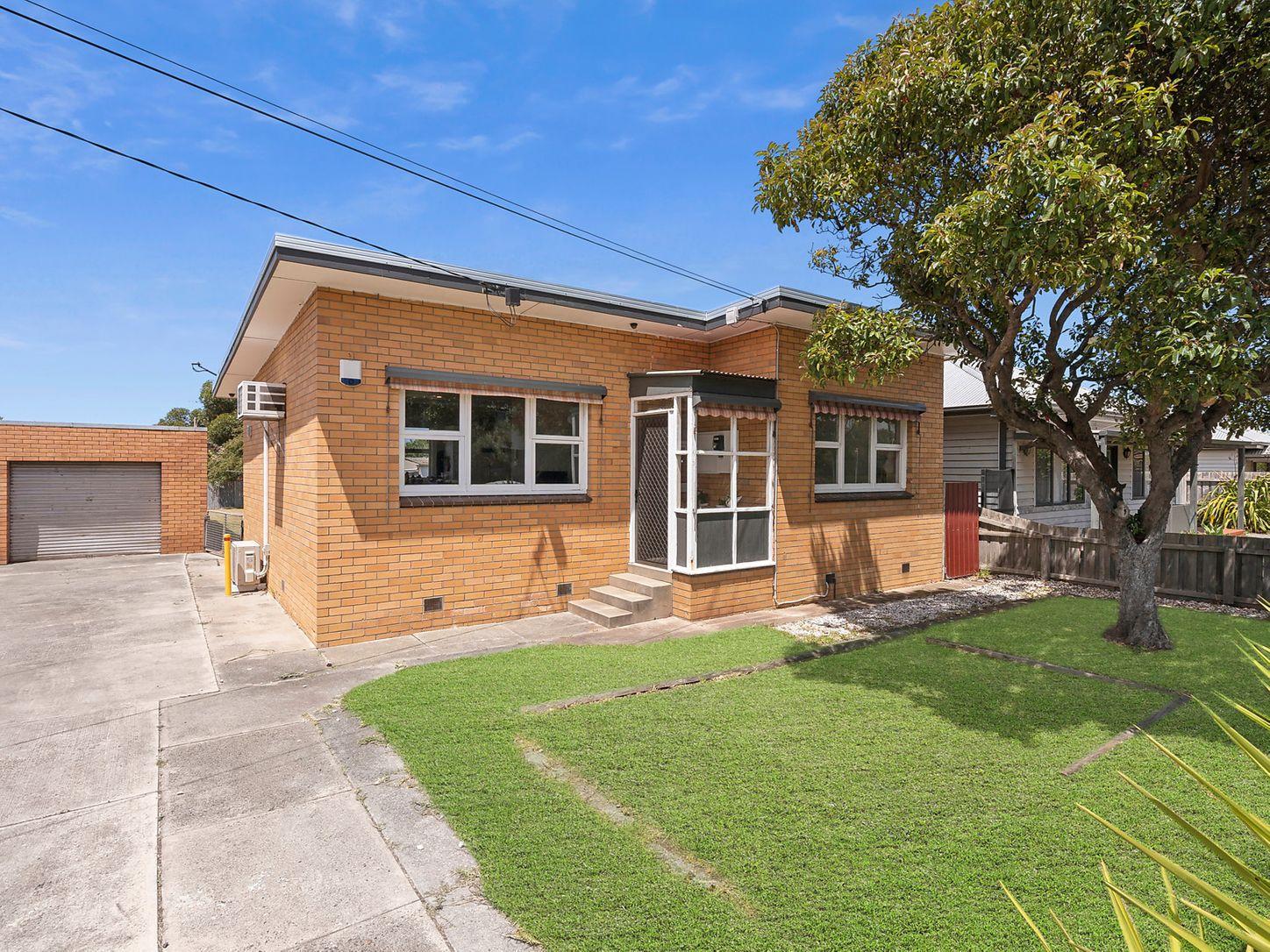 Prop-GPT: House: VIC North Geelong, VIC 3215 Victoria 3215