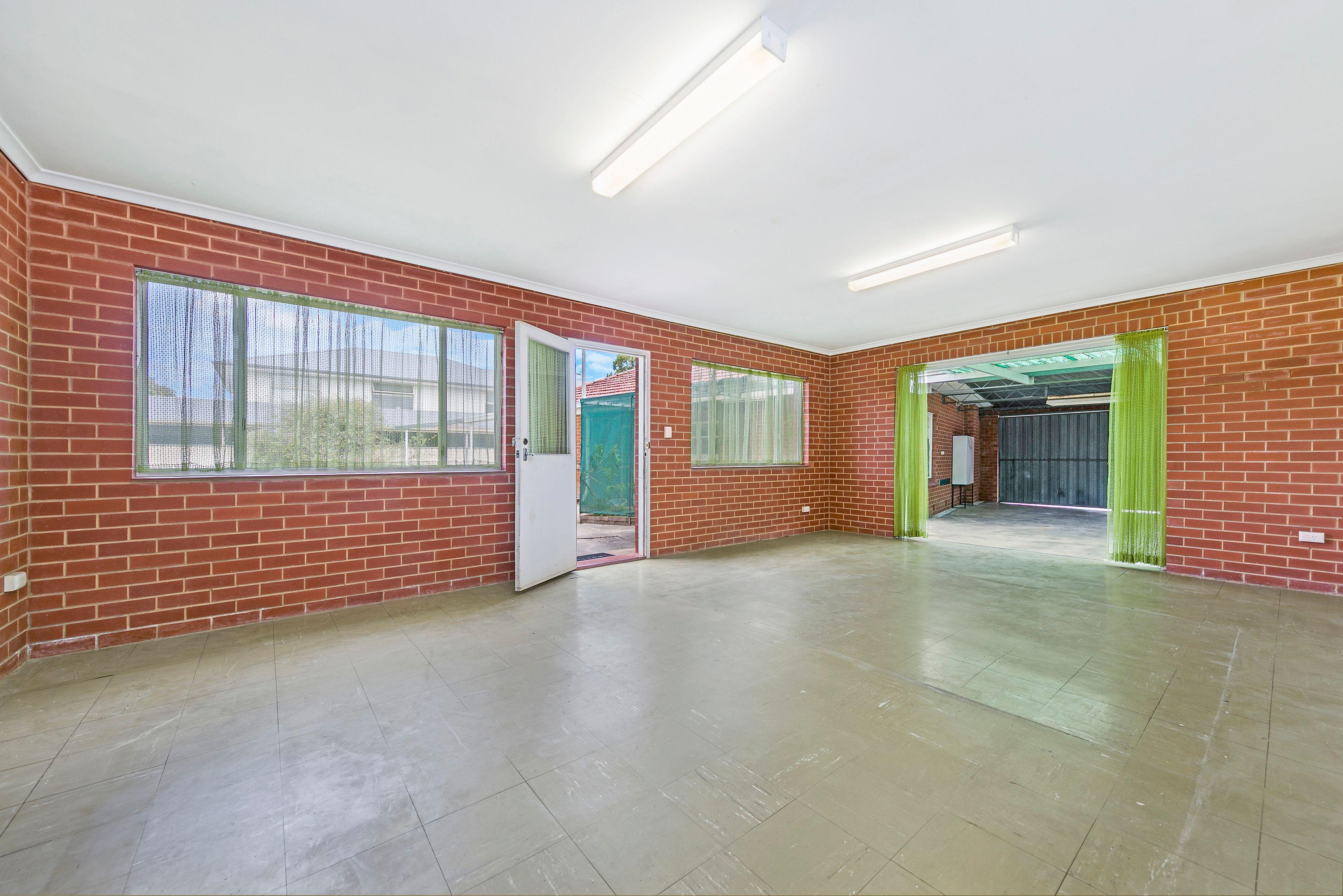 House for Rent: Broadview, SA 5083, SA, 5083