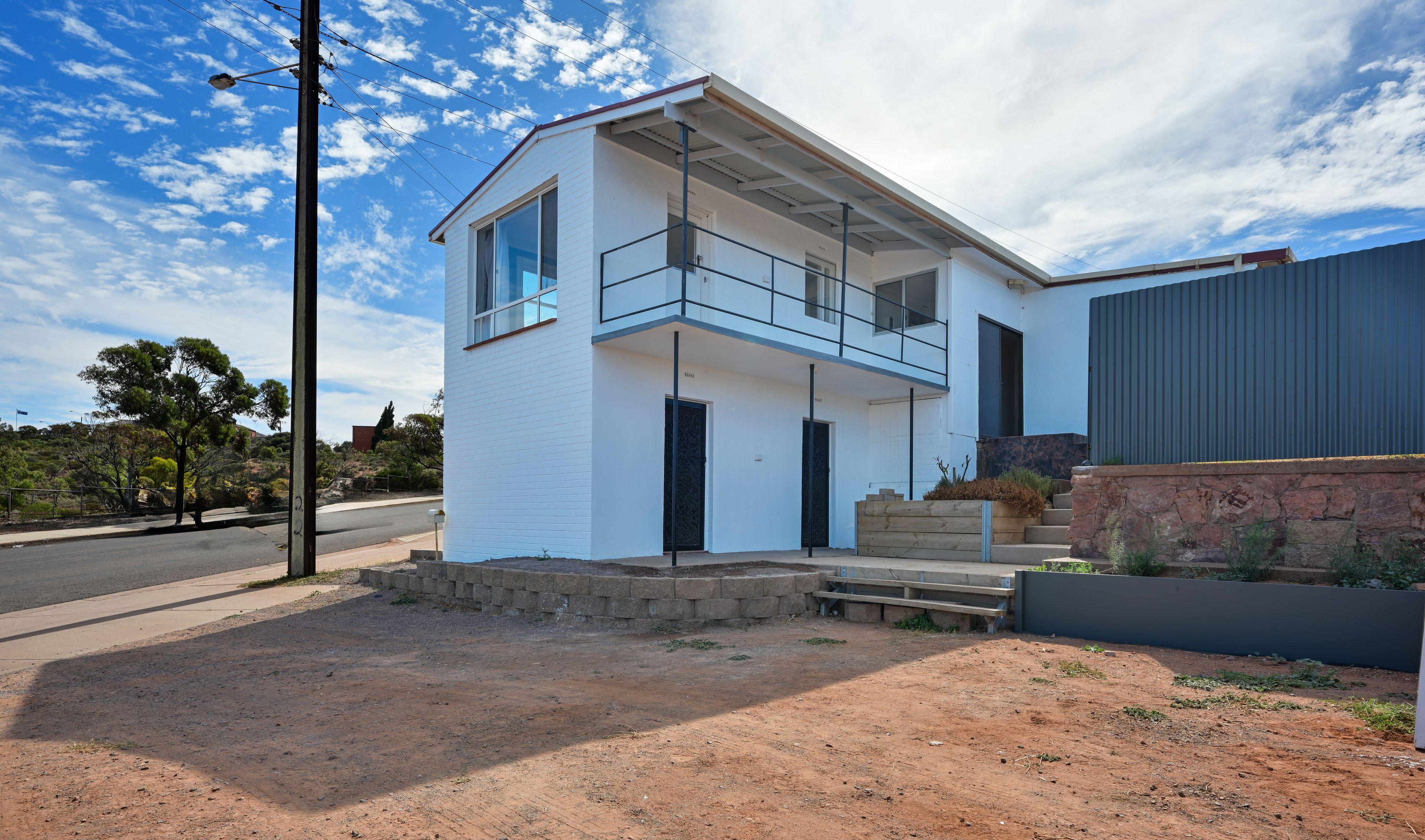 Prop-GPT: House: SA Whyalla, SA 5600 Home For Rent