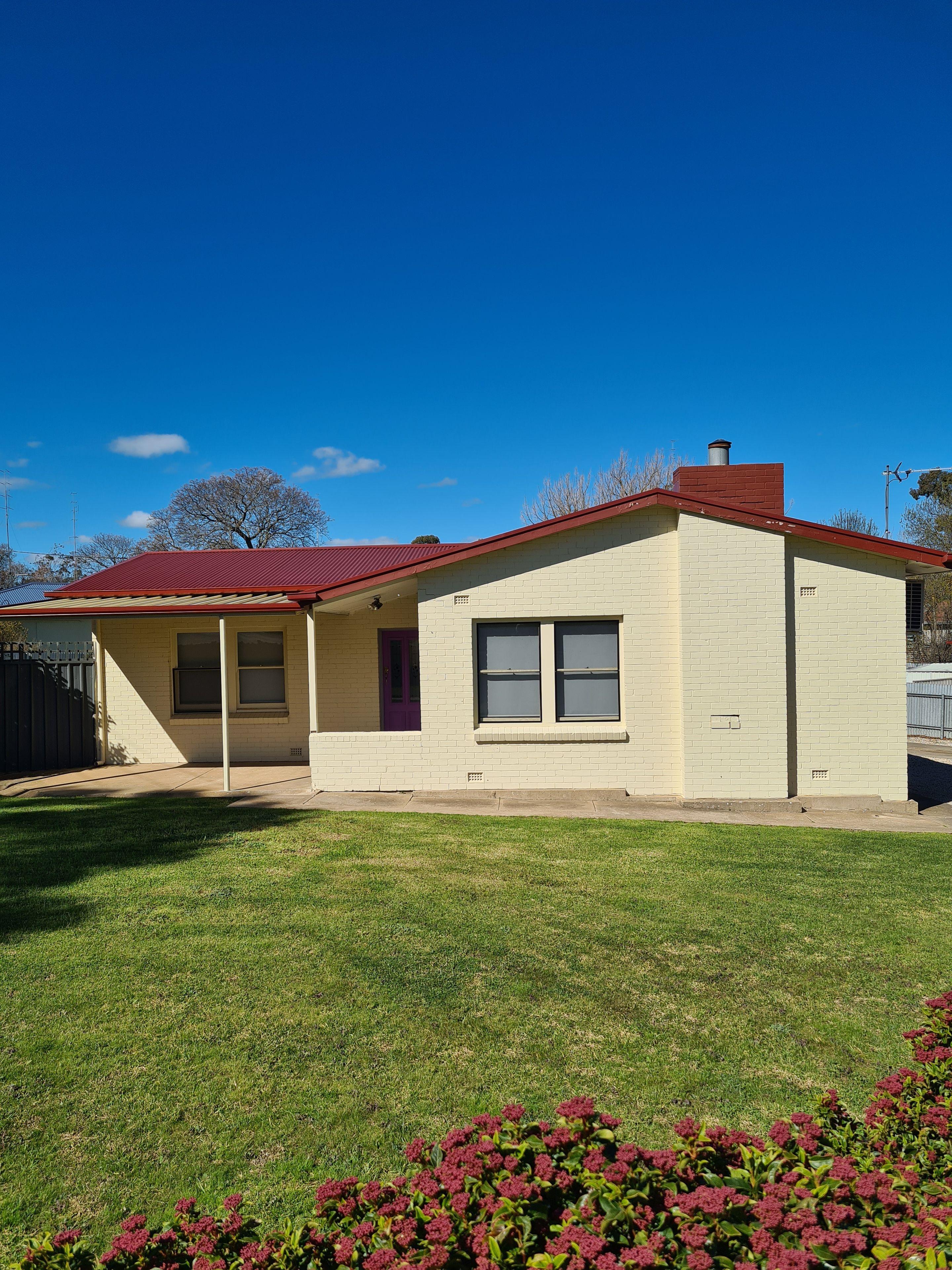 Prop-GPT: House: SA Clare, SA 5453 Home For Rent