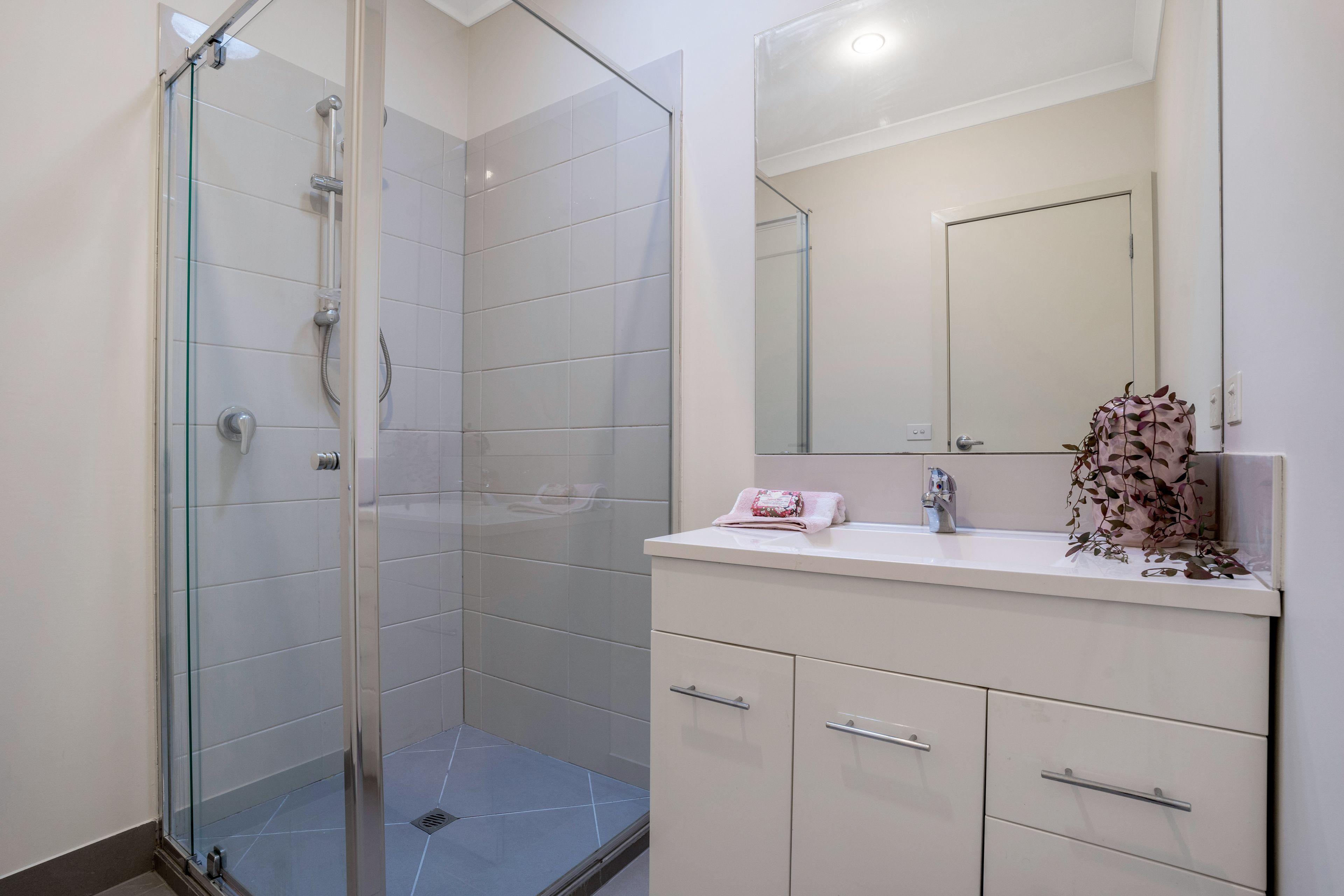 Townhouse for Rent: Craigieburn, VIC 3064, VIC, 3064