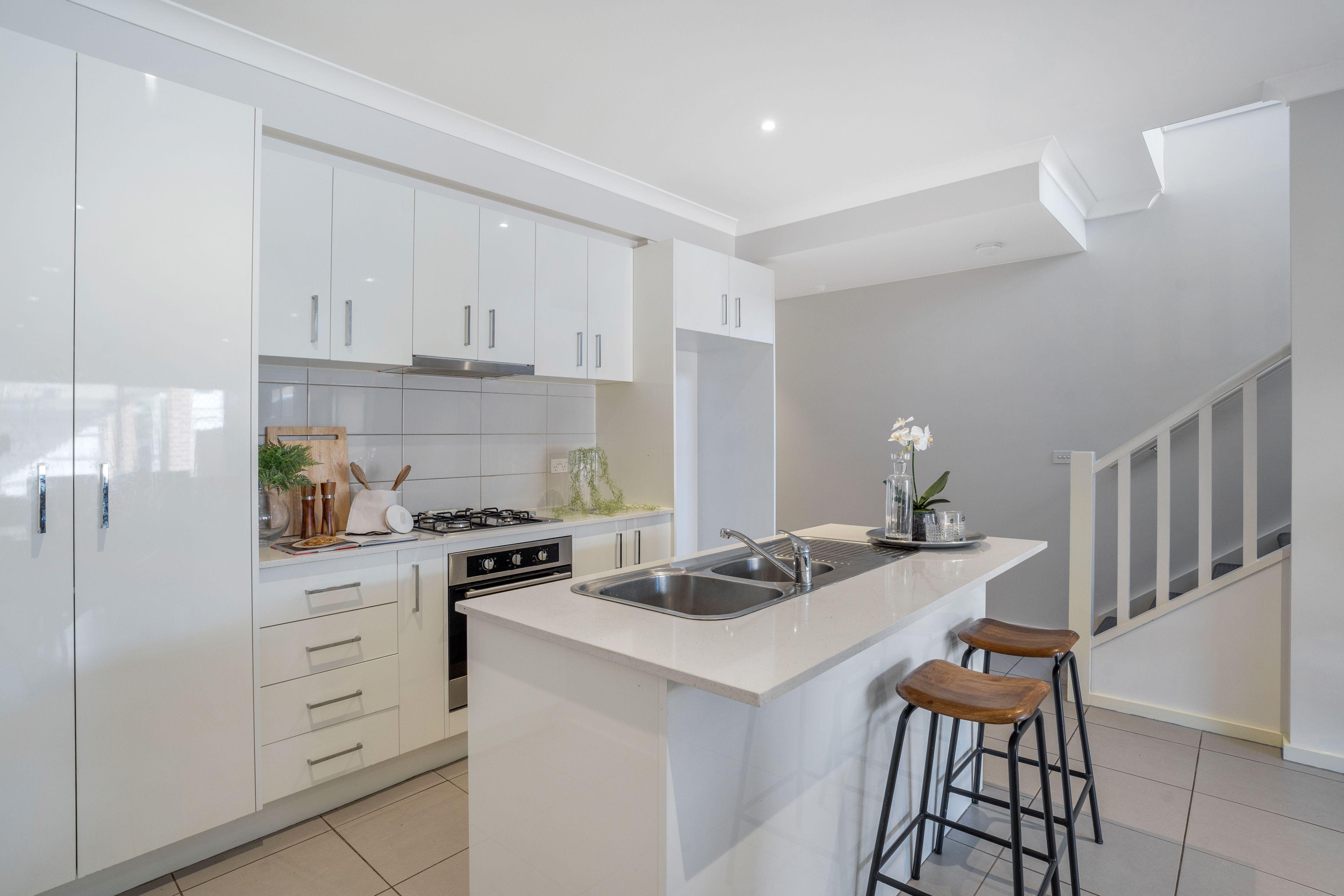 Townhouse for Rent: Craigieburn, VIC 3064, VIC, 3064