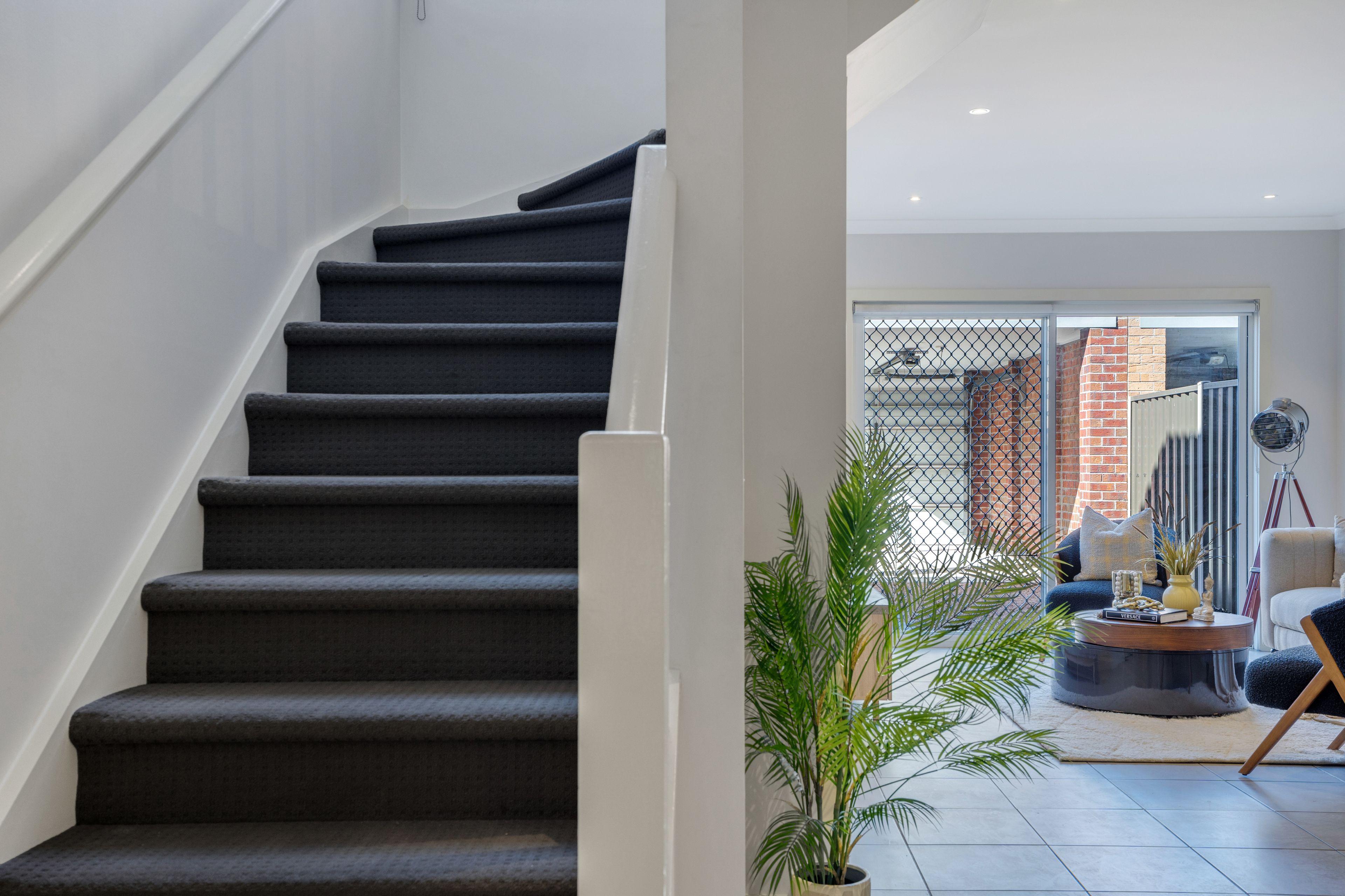 Townhouse for Rent: Craigieburn, VIC 3064, VIC, 3064