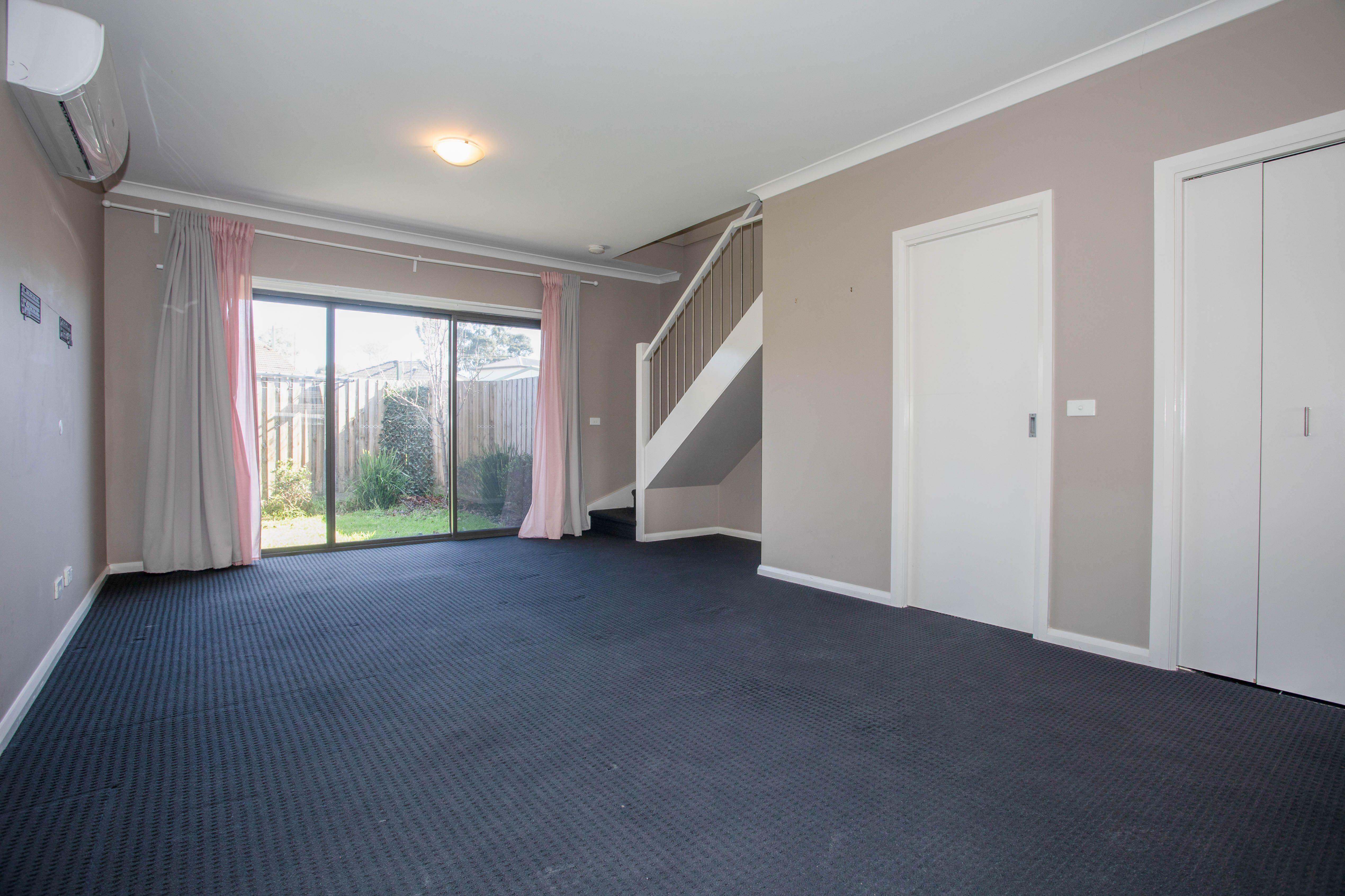 Townhouse for Rent: Broadmeadows, VIC 3047, VIC, 3047