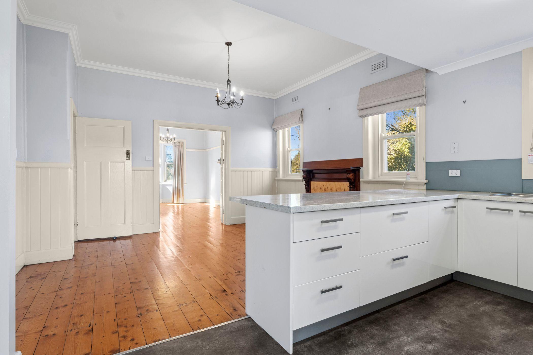 Neat & Tidy Home in Excellent Location