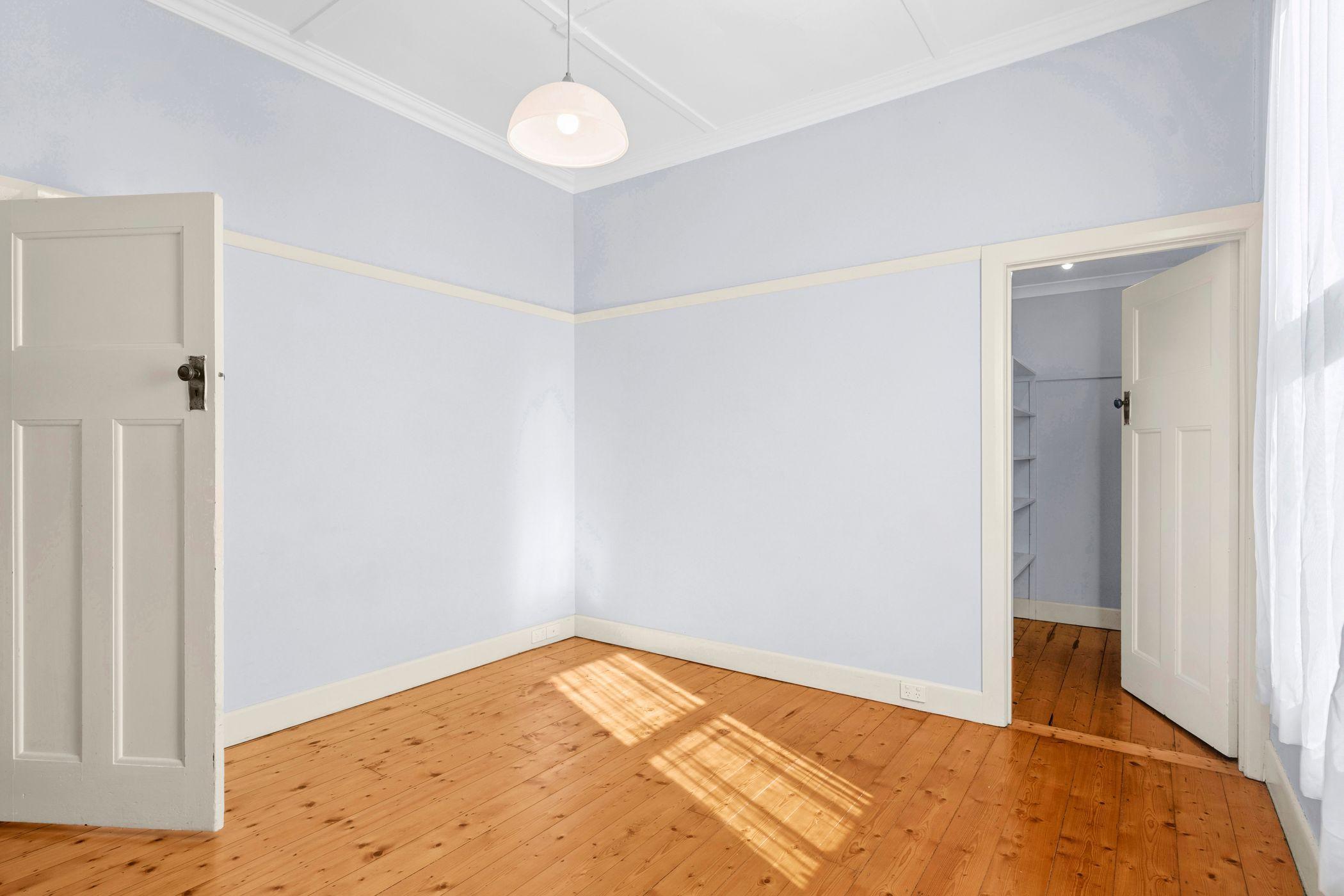 Neat & Tidy Home in Excellent Location