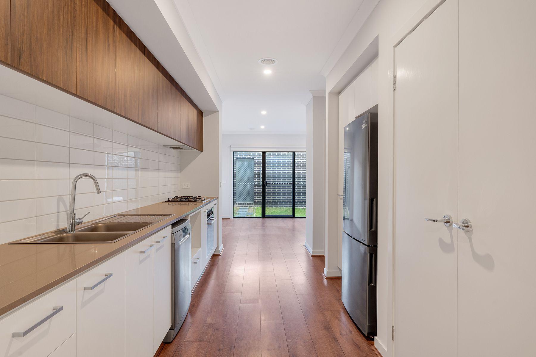 Townhouse for Rent: Craigieburn, VIC 3064, VIC, 3064