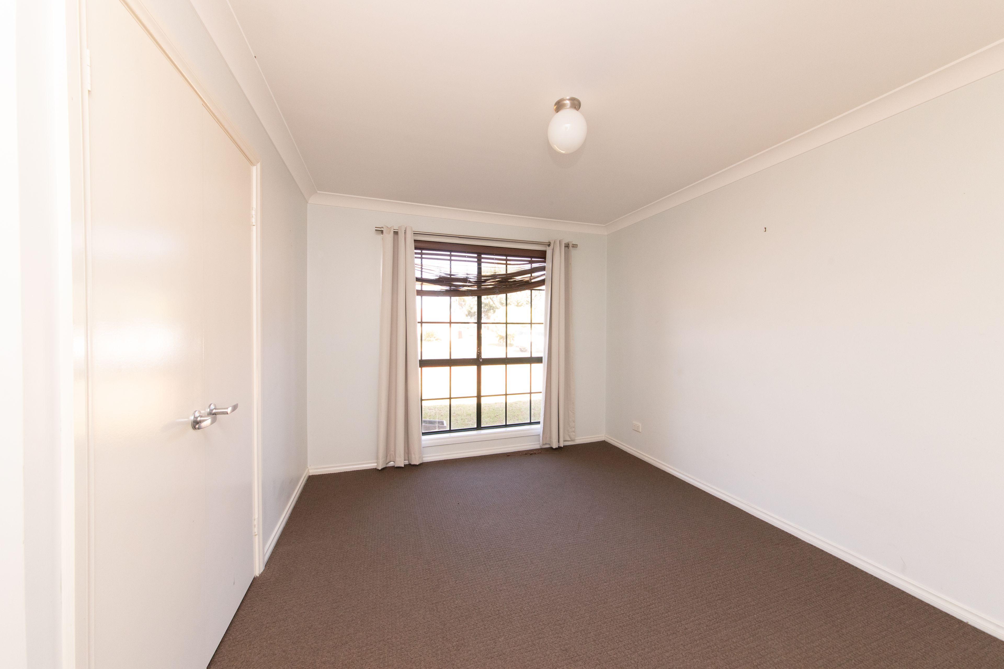 House for Rent: Dubbo, NSW 2830, NSW, 2830