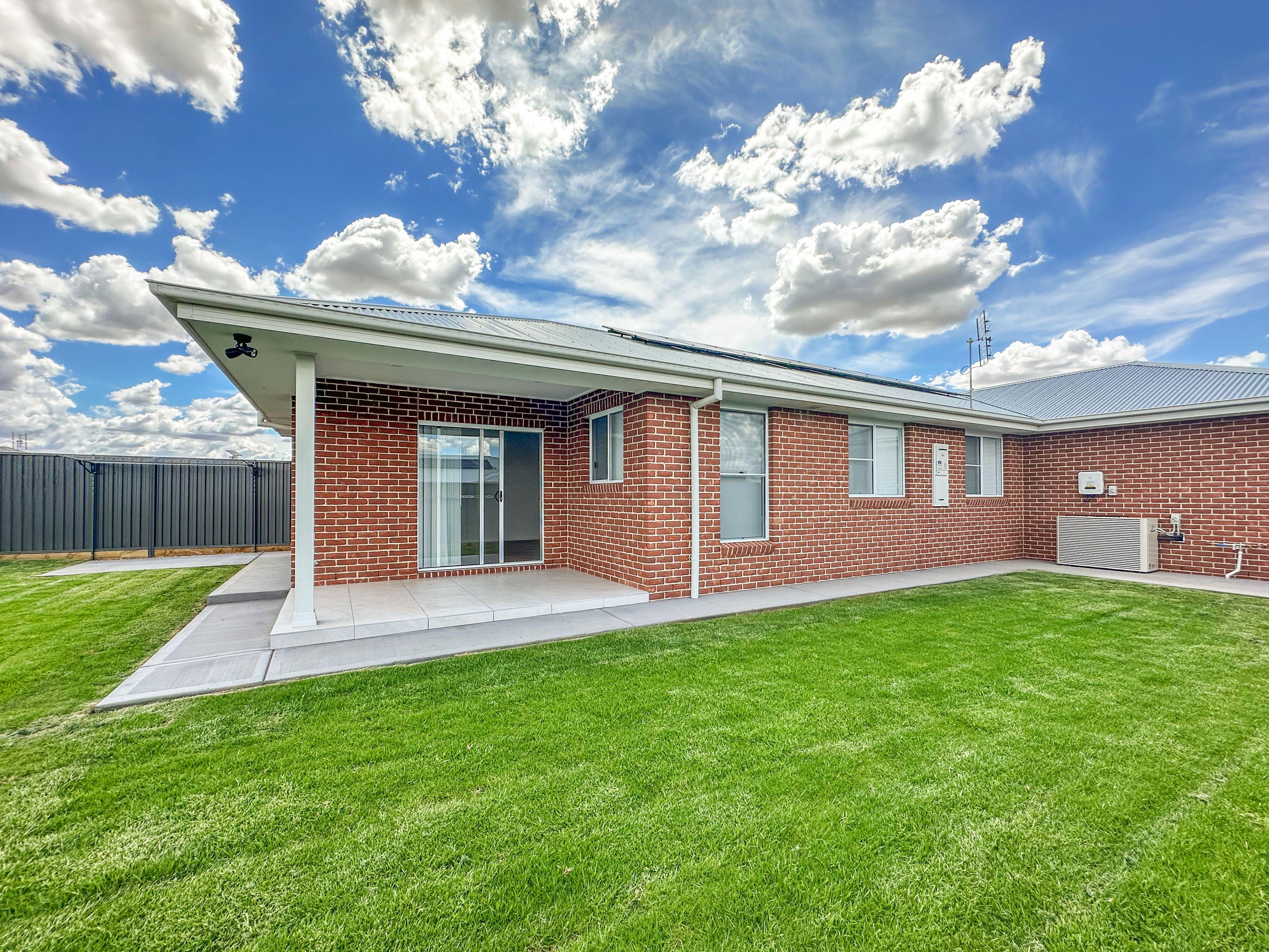 House for Rent: Dubbo, NSW 2830, NSW, 2830