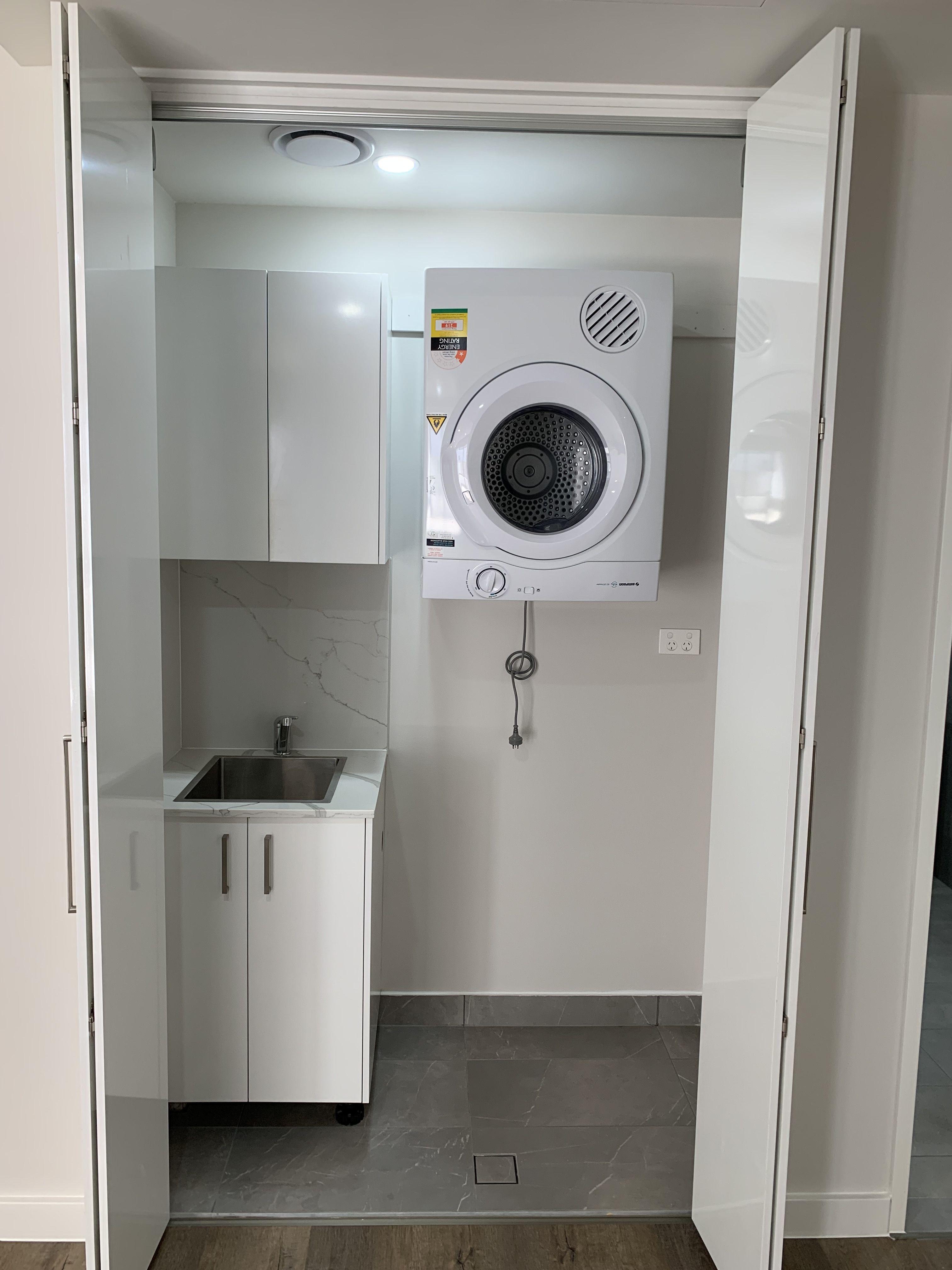 Stylish 2 Bedroom Unit On Ground Floor