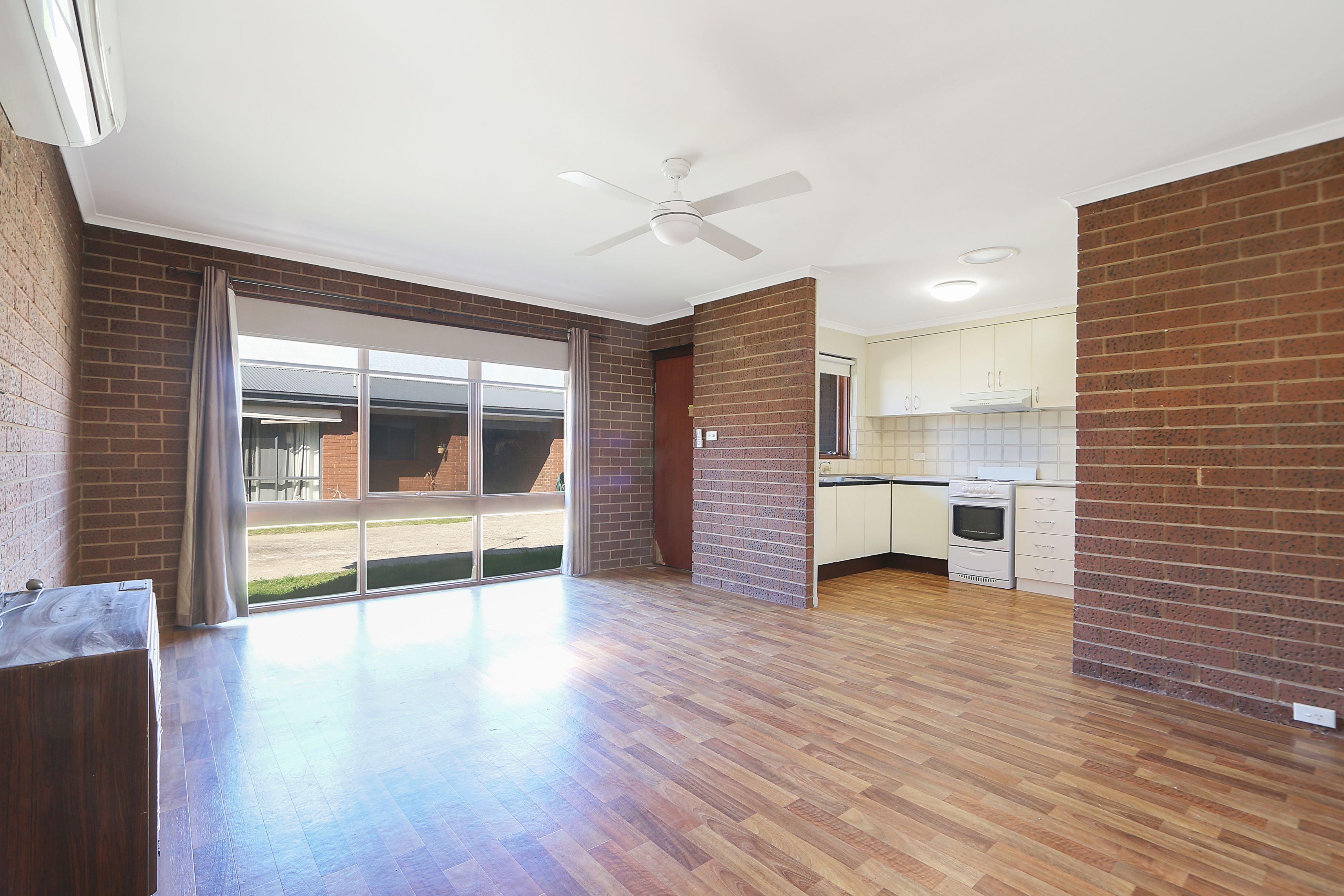 Townhouse for Rent: East Albury, NSW 2640, NSW, 2640