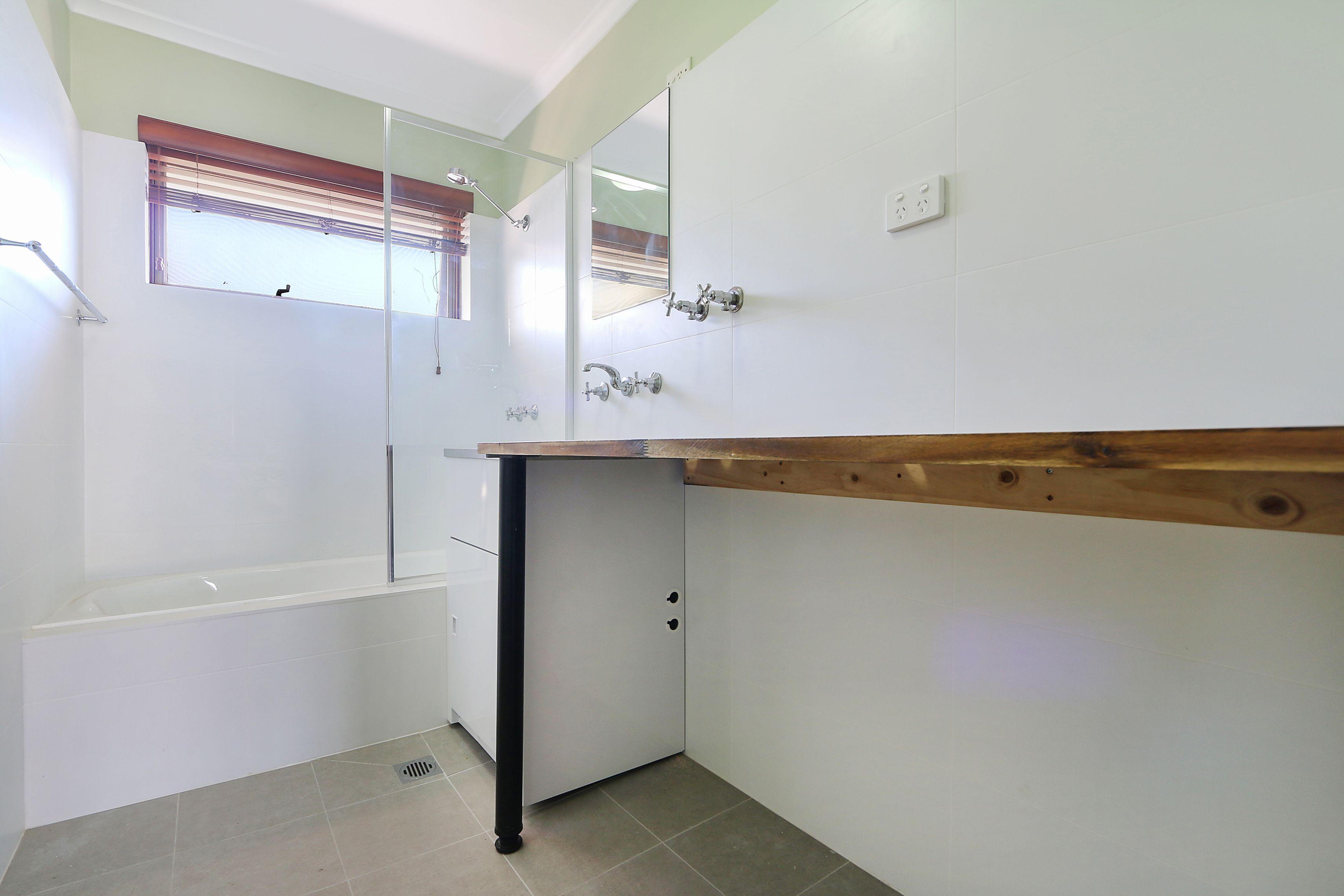 Townhouse for Rent: East Albury, NSW 2640, NSW, 2640