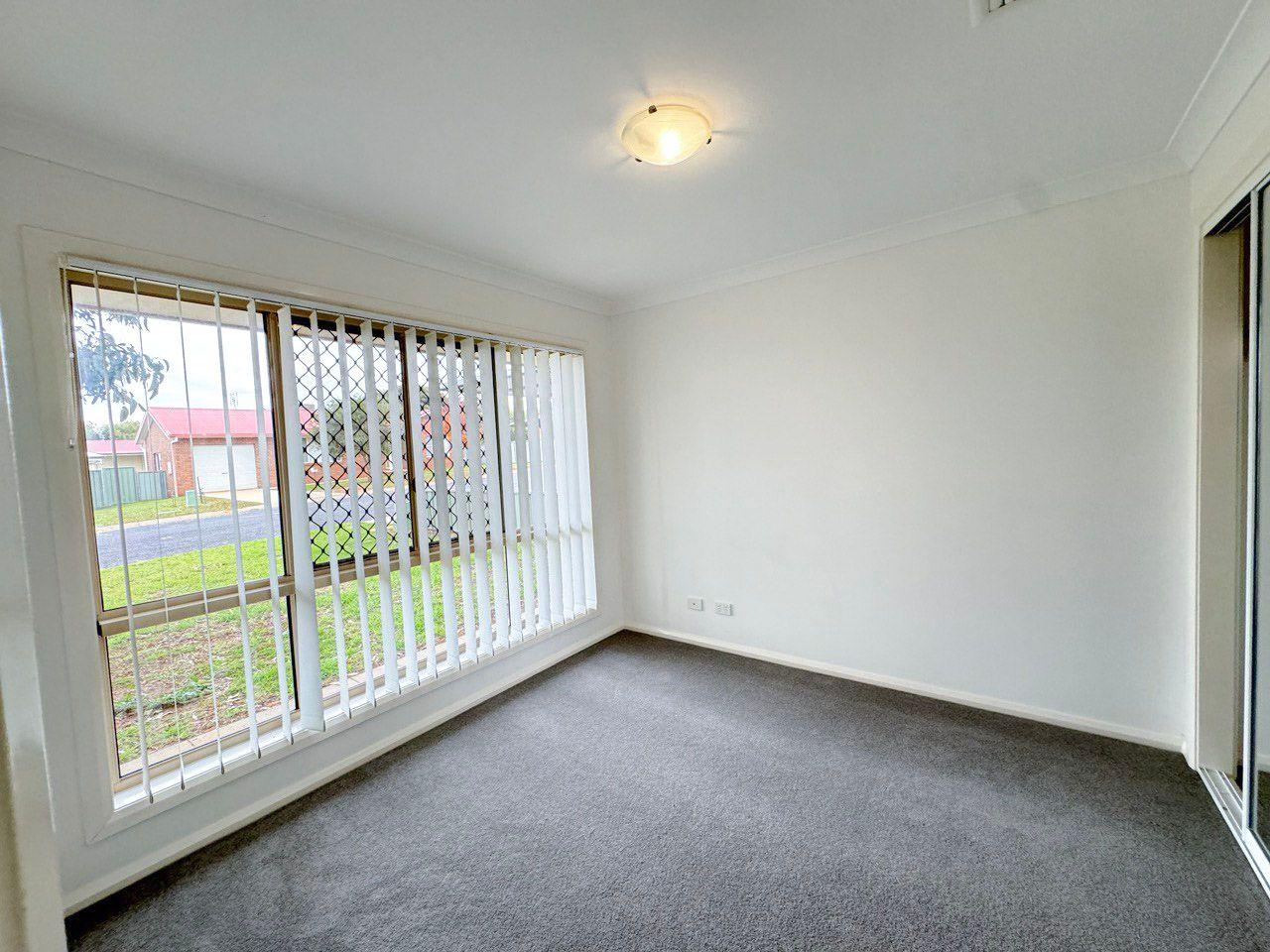 House for Rent: Parkes, NSW 2870, NSW, 2870