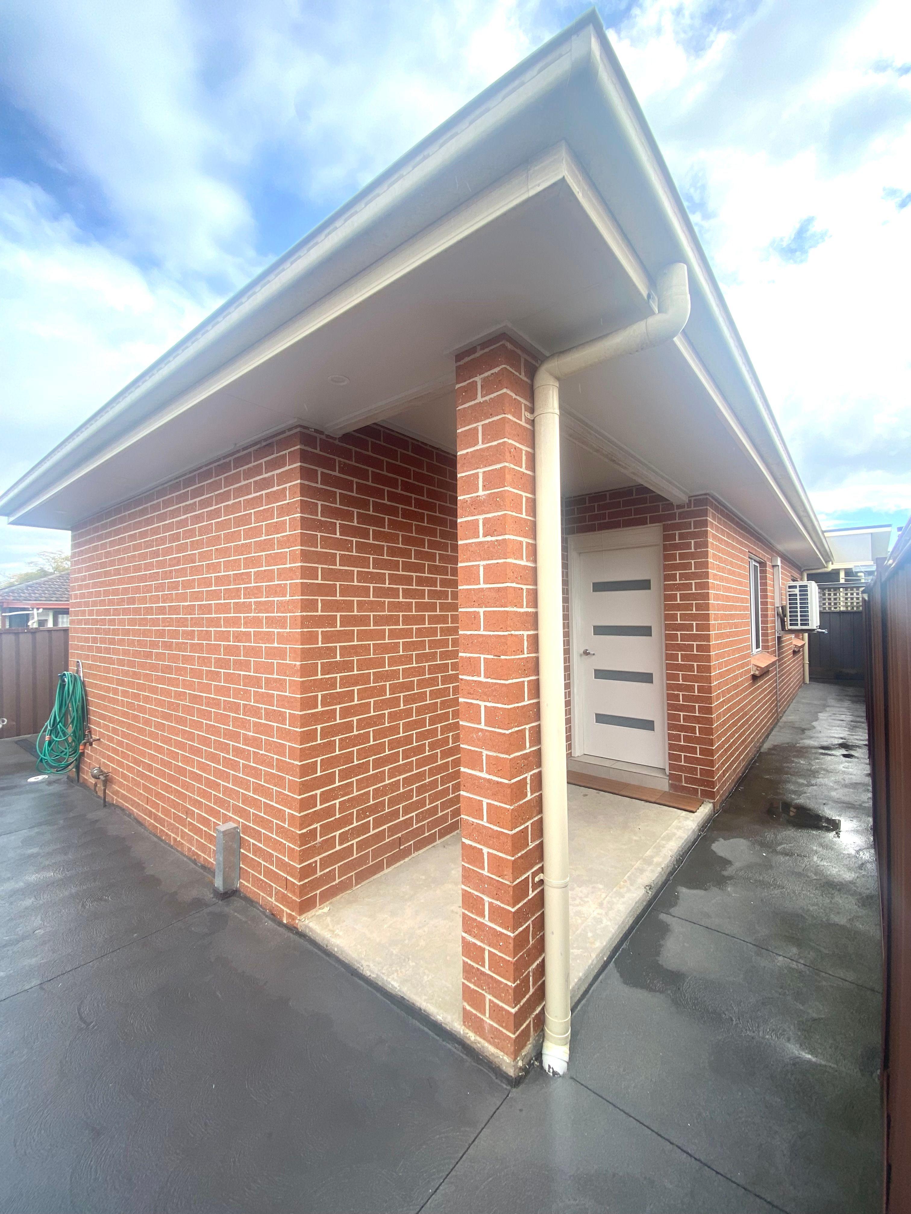 Prop-GPT: House: NSW Greenfield Park, NSW 2176 Home For Rent