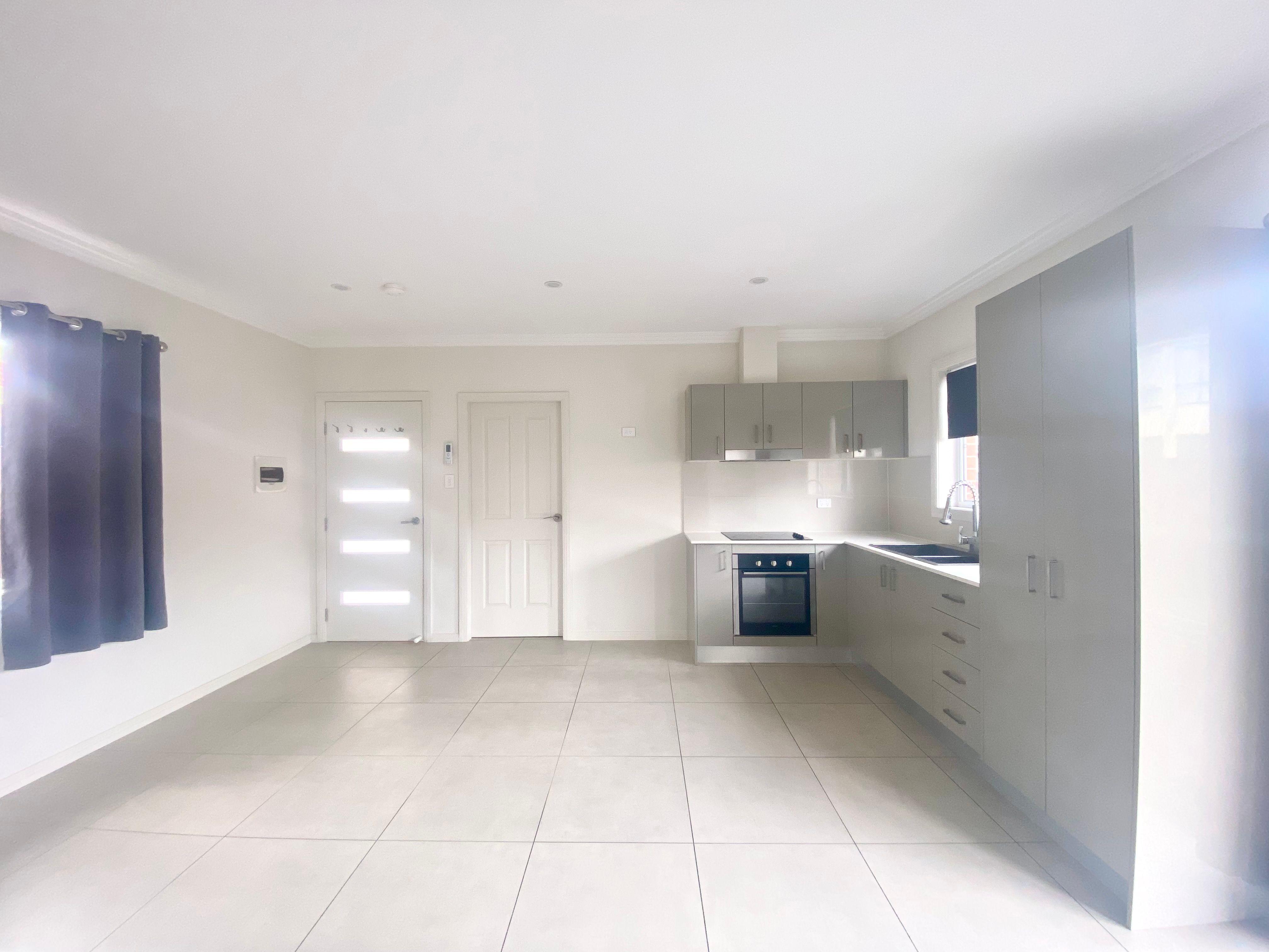 Modern 2-Bedroom Granny Flat in Prime Location