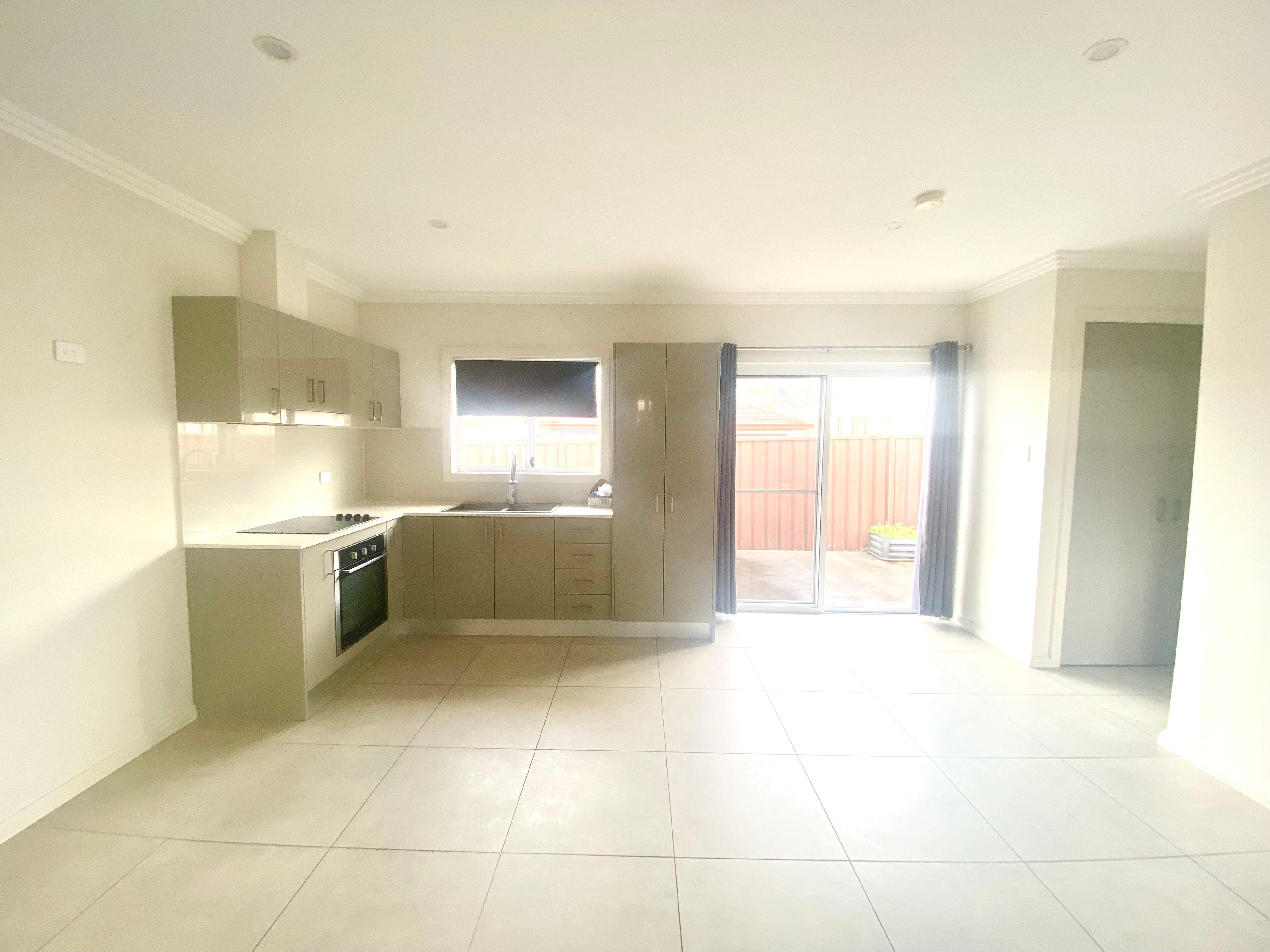 Modern 2-Bedroom Granny Flat in Prime Location