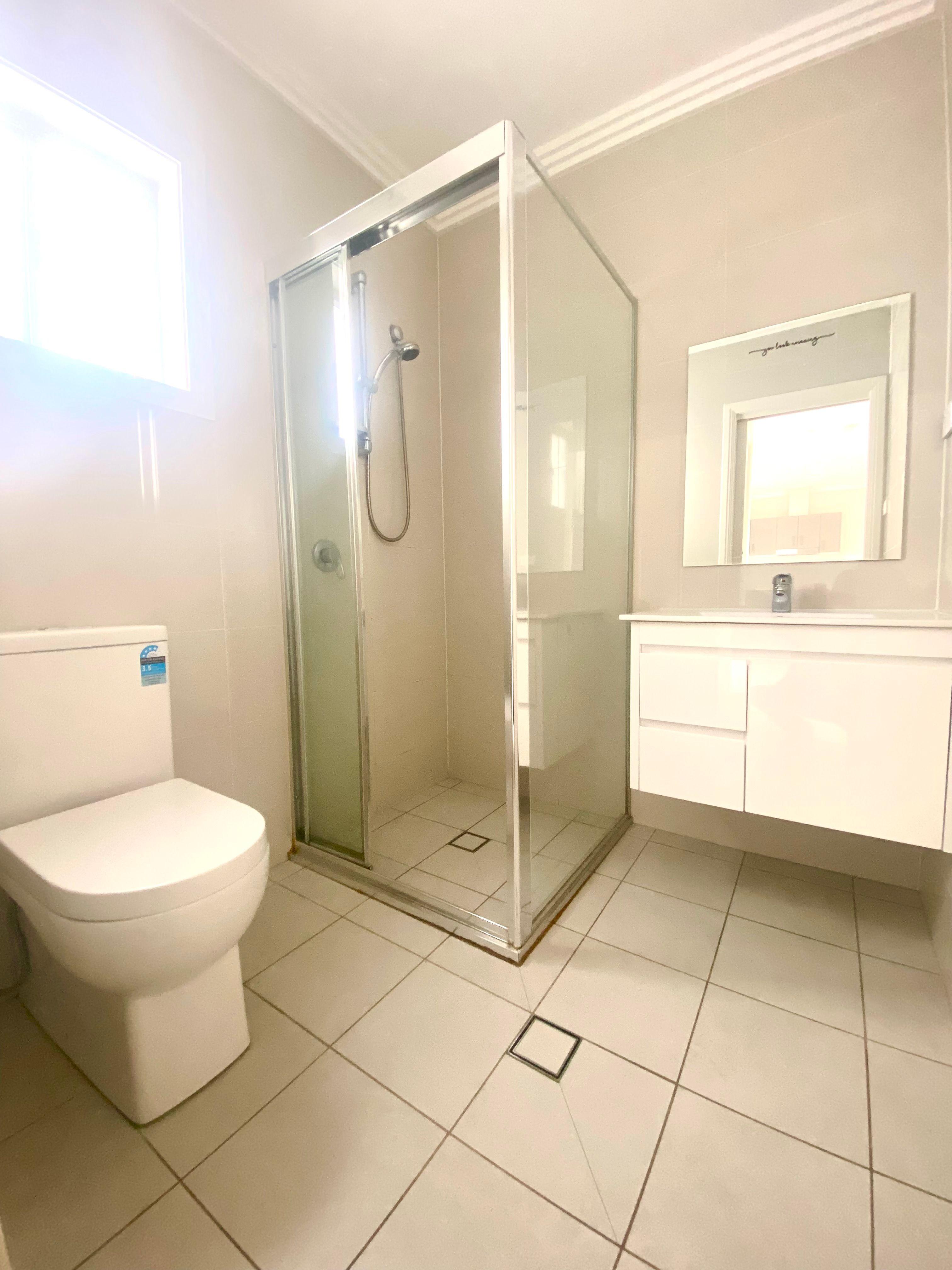 Modern 2-Bedroom Granny Flat in Prime Location