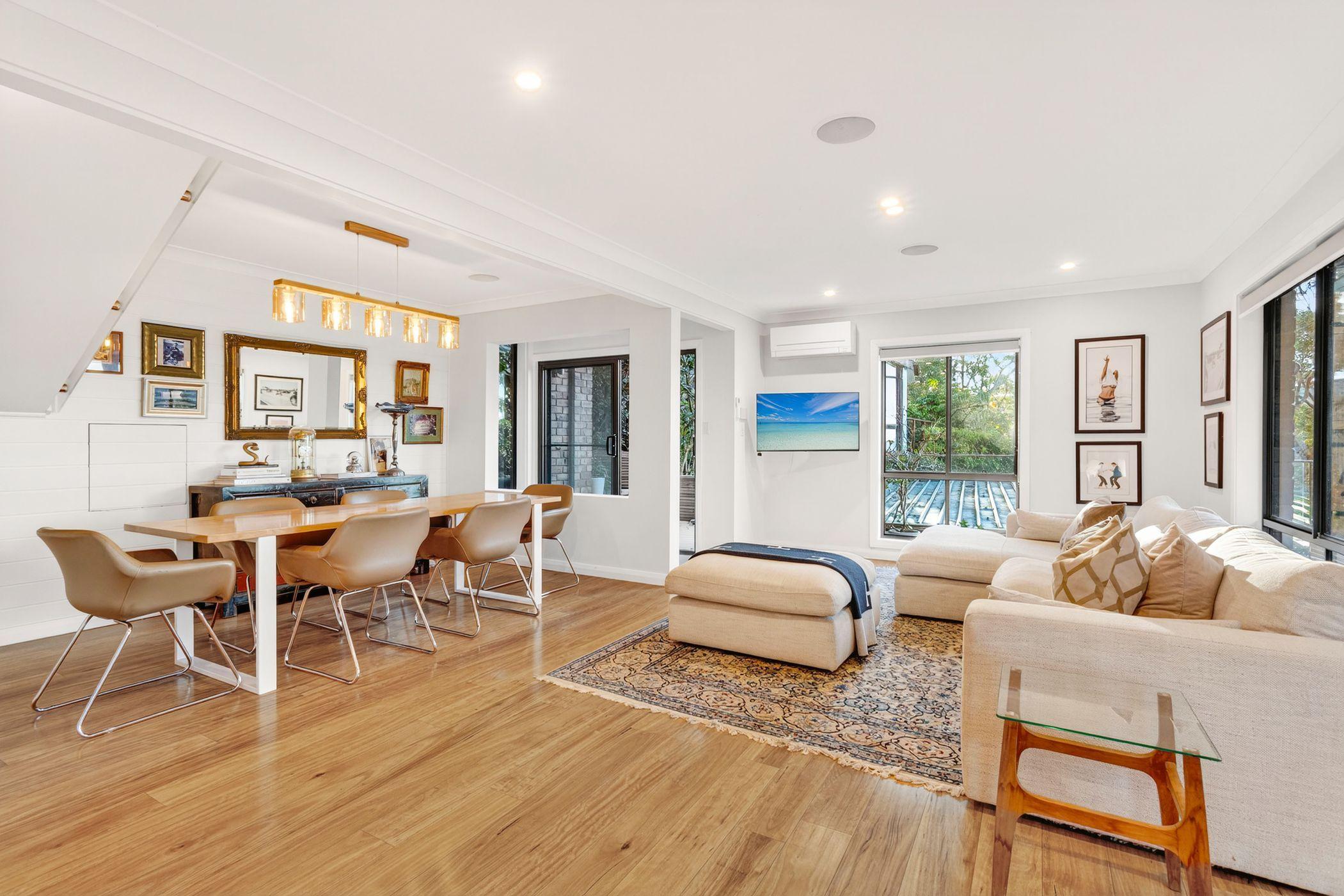 Prop-GPT: House: NSW Elanora Heights, NSW 2101 Home For Rent