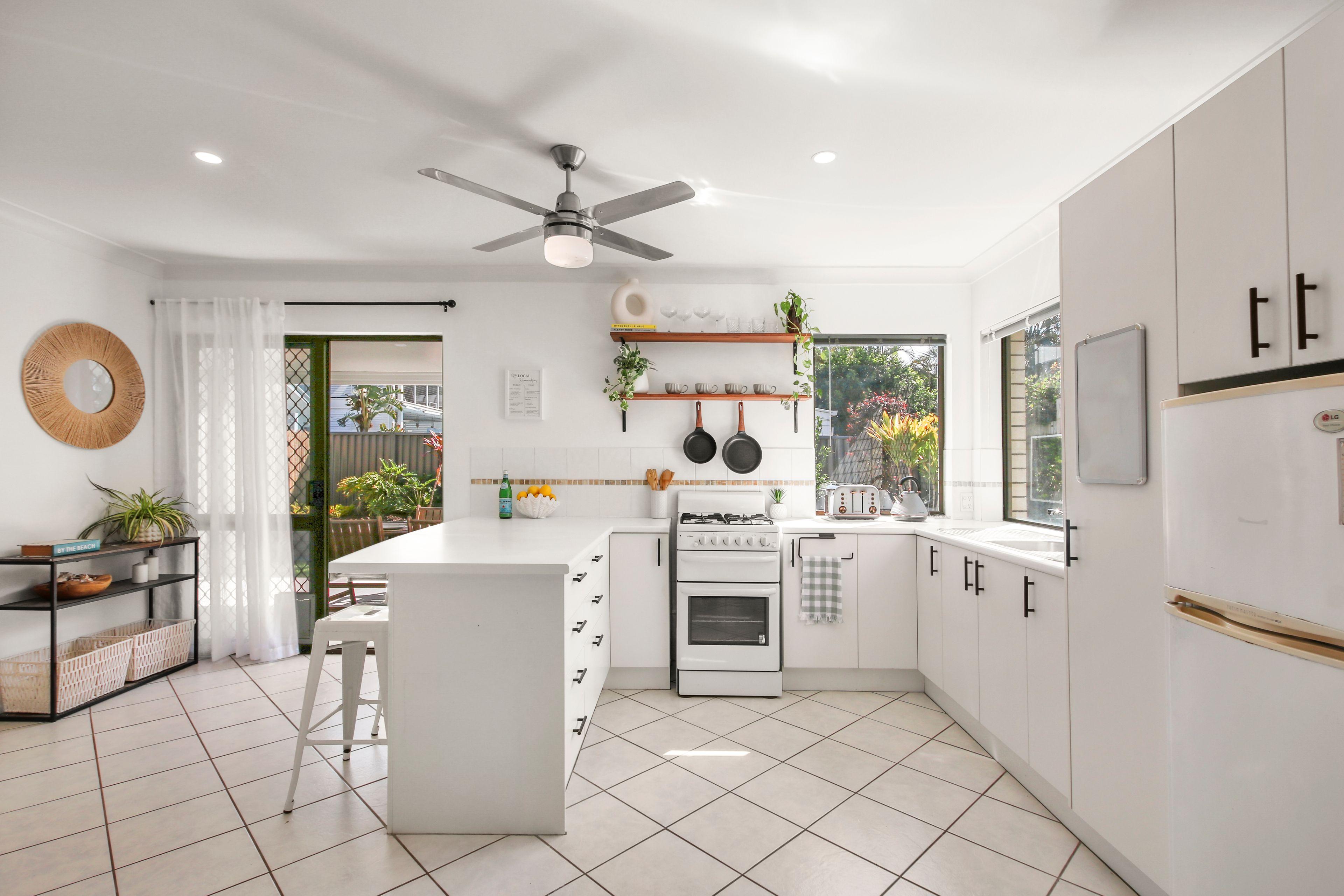 DuplexSemi-detached for Rent: Moffat Beach, QLD 4551, QLD, 4551