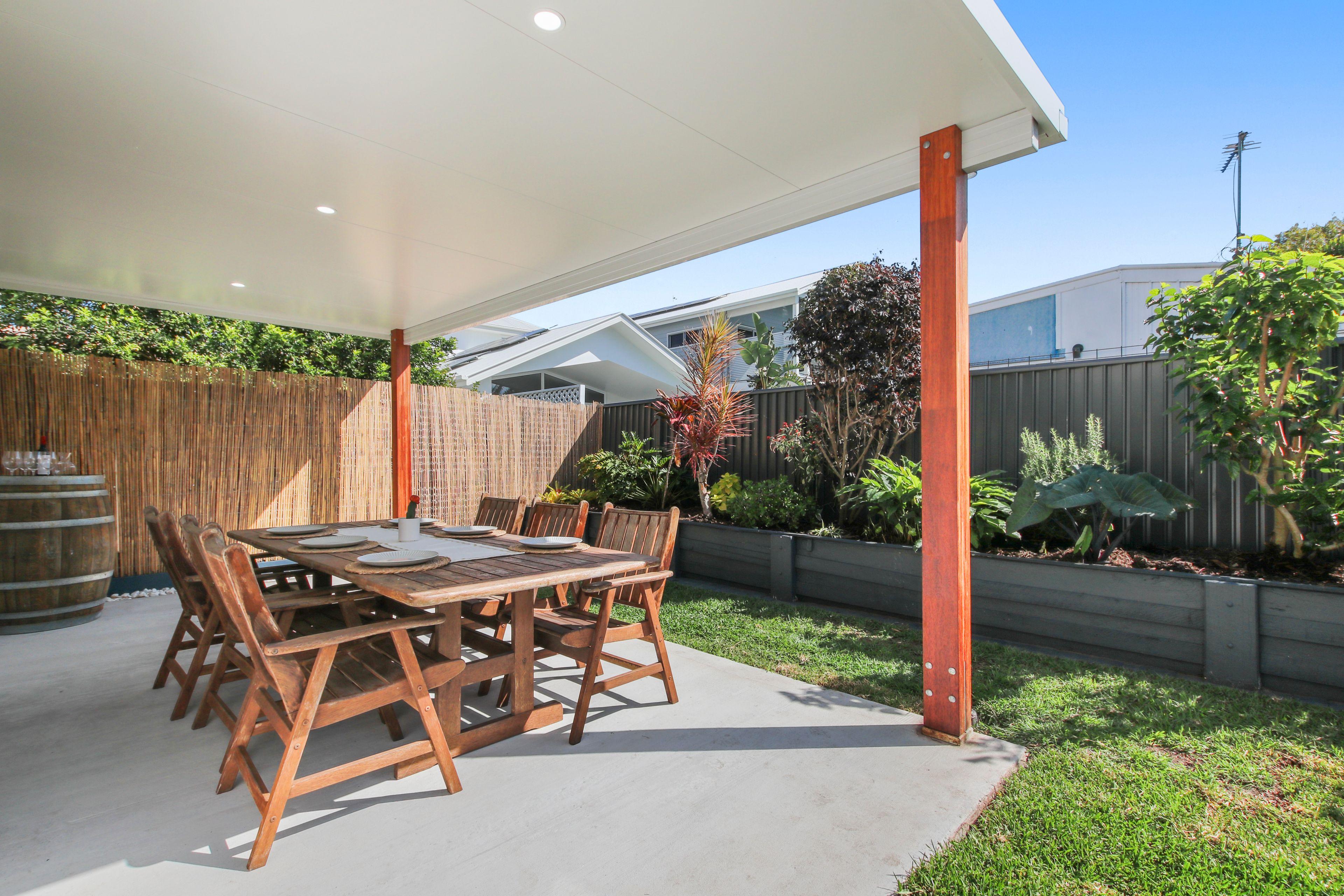 DuplexSemi-detached for Rent: Moffat Beach, QLD 4551, QLD, 4551