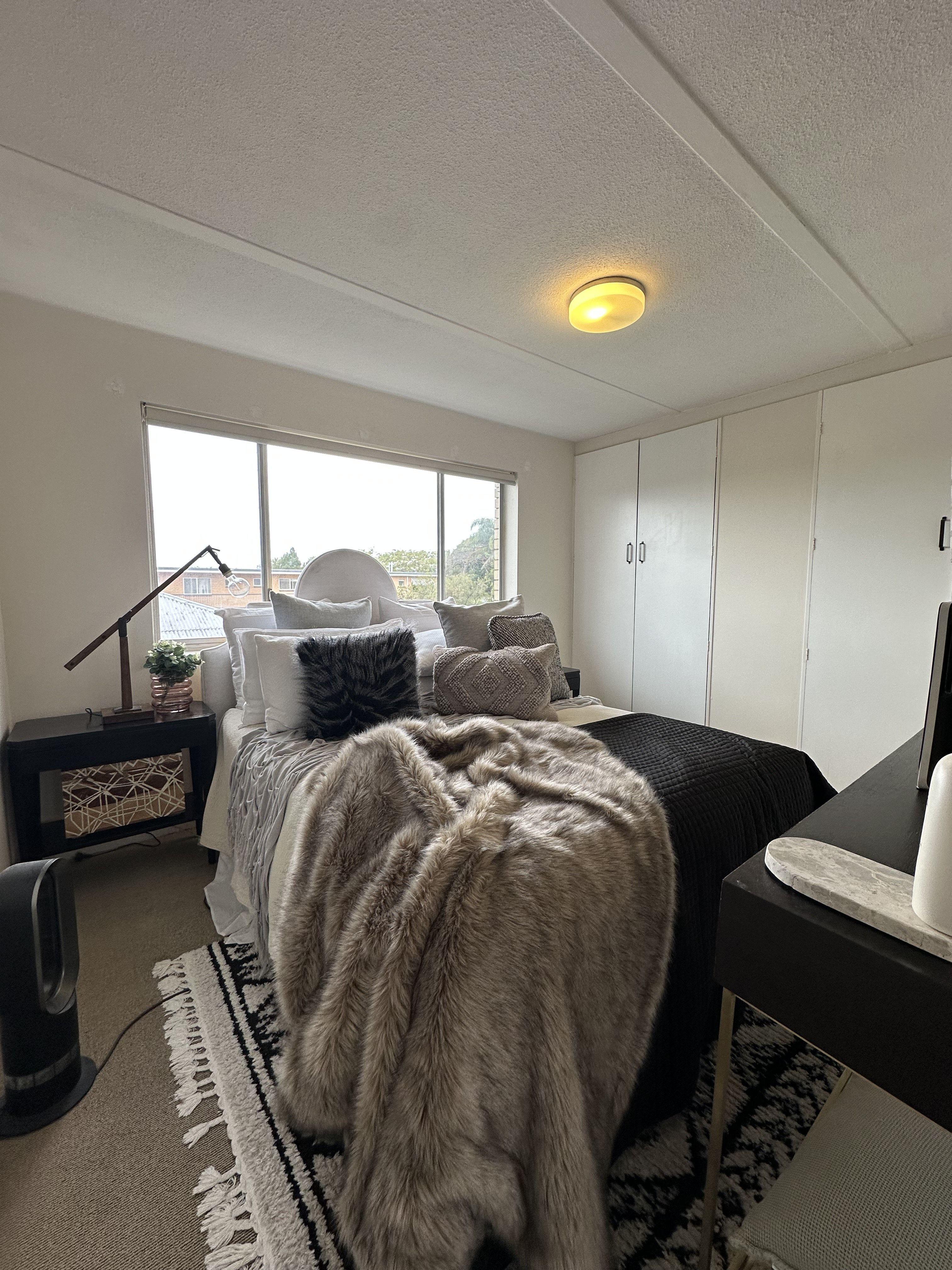 Prop-GPT: Unit: QLD Holland Park West, QLD 4121 Home For Rent
