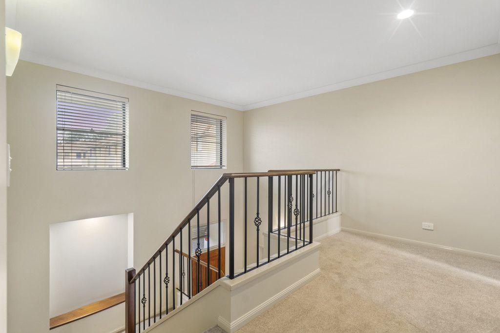 Townhouse for Rent: Robina, QLD 4226, QLD, 4226