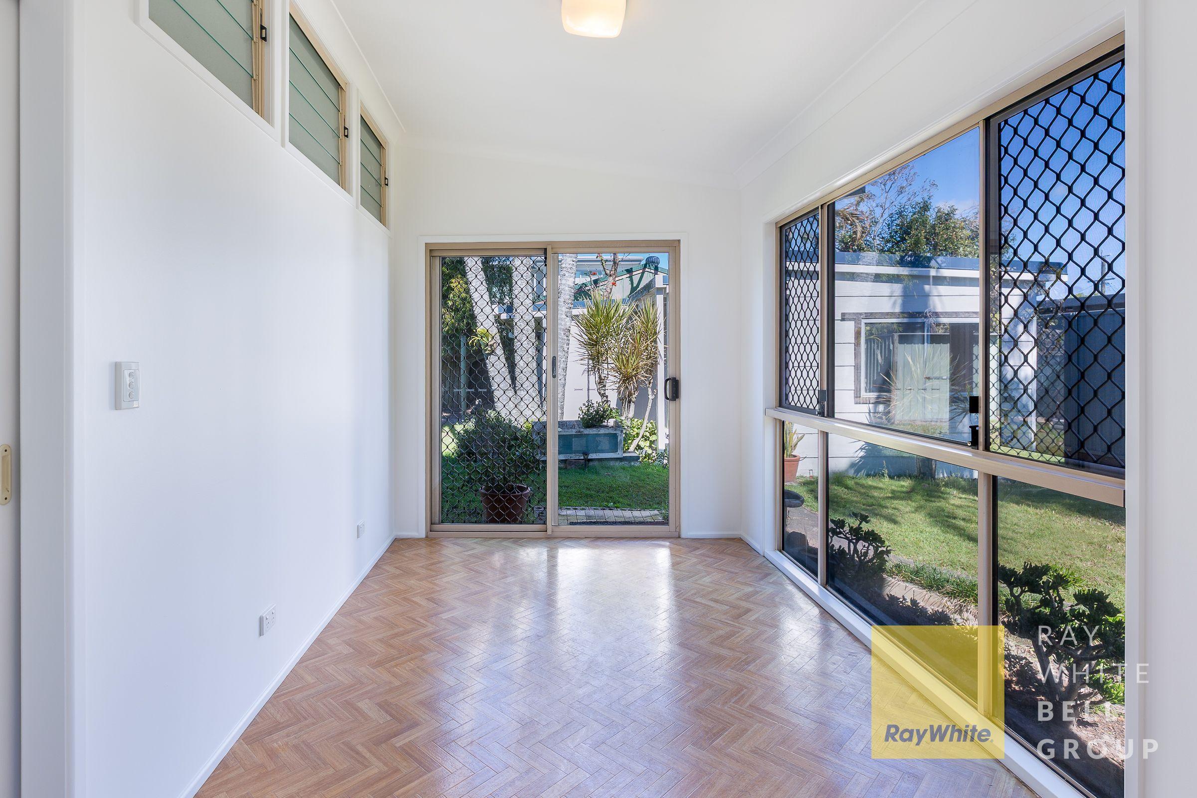 House for Rent: Miami, QLD 4220, QLD, 4220