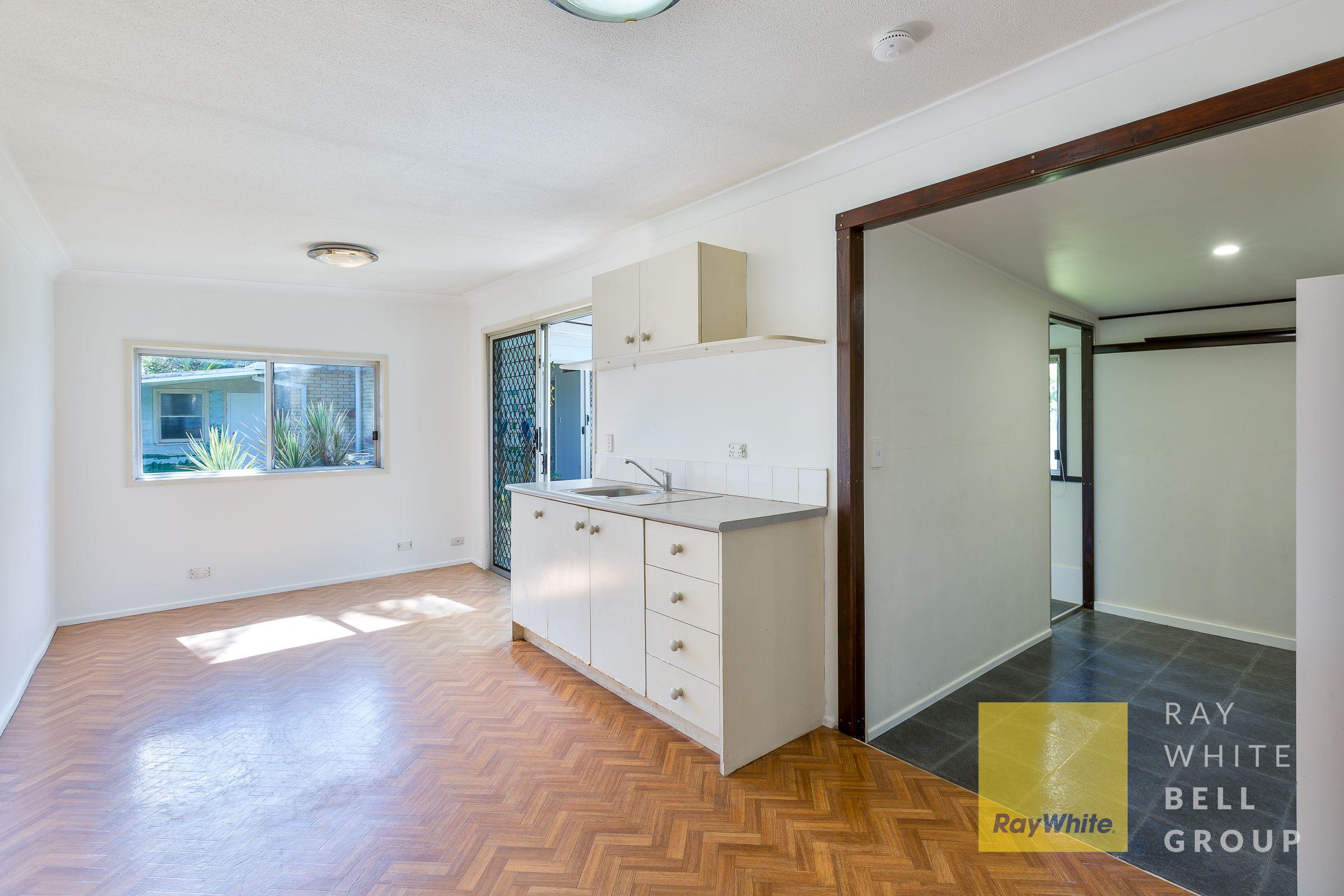 House for Rent: Miami, QLD 4220, QLD, 4220