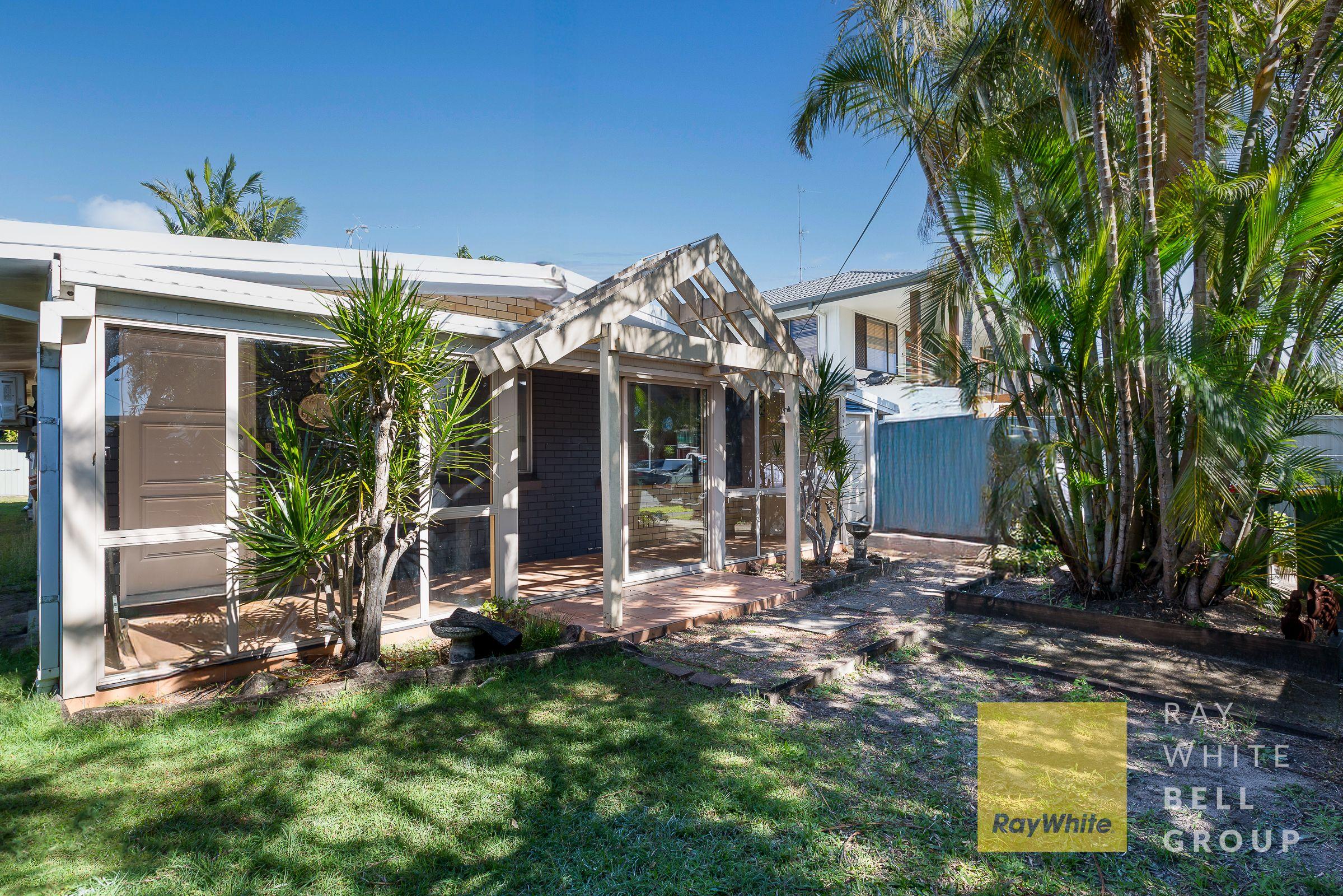 House for Rent: Miami, QLD 4220, QLD, 4220