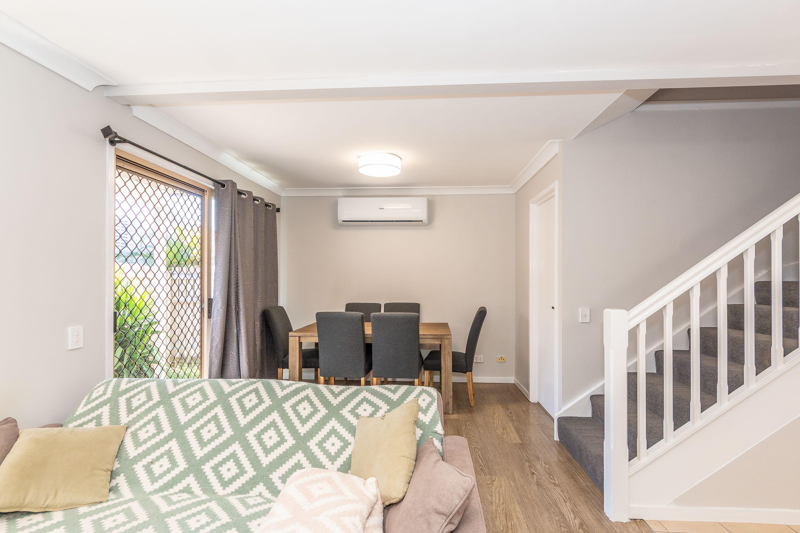 Stylish 3-Bedroom Townhouse with Private Courtyard & Balcony