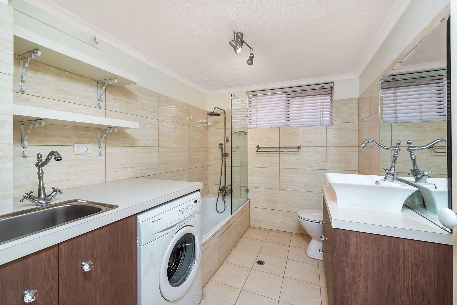 Unit for Rent: Toowong, QLD 4066, QLD, 4066