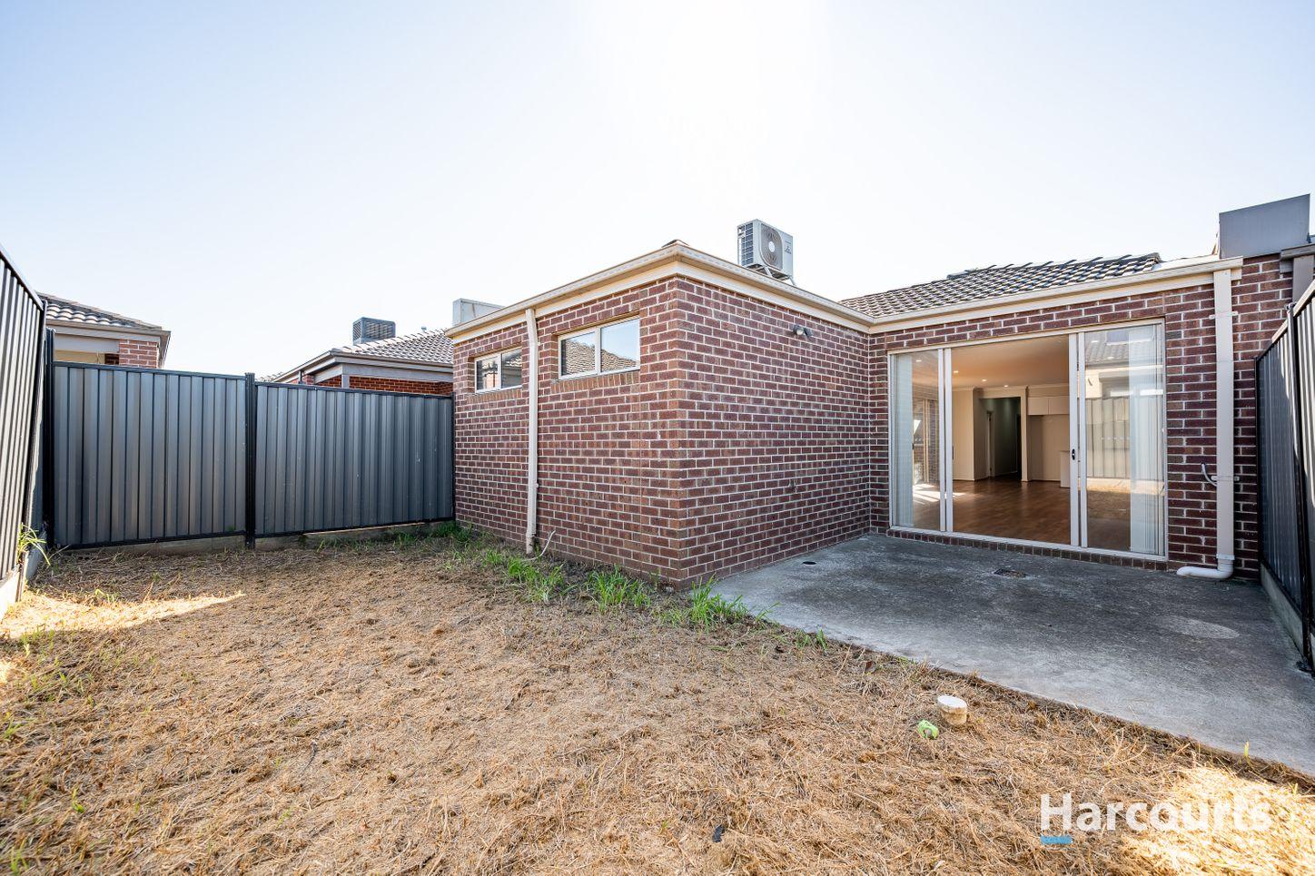 4 Ortakoy Street, CRAIGIEBURN, VIC 3064 - House for Rent - harcourts.net