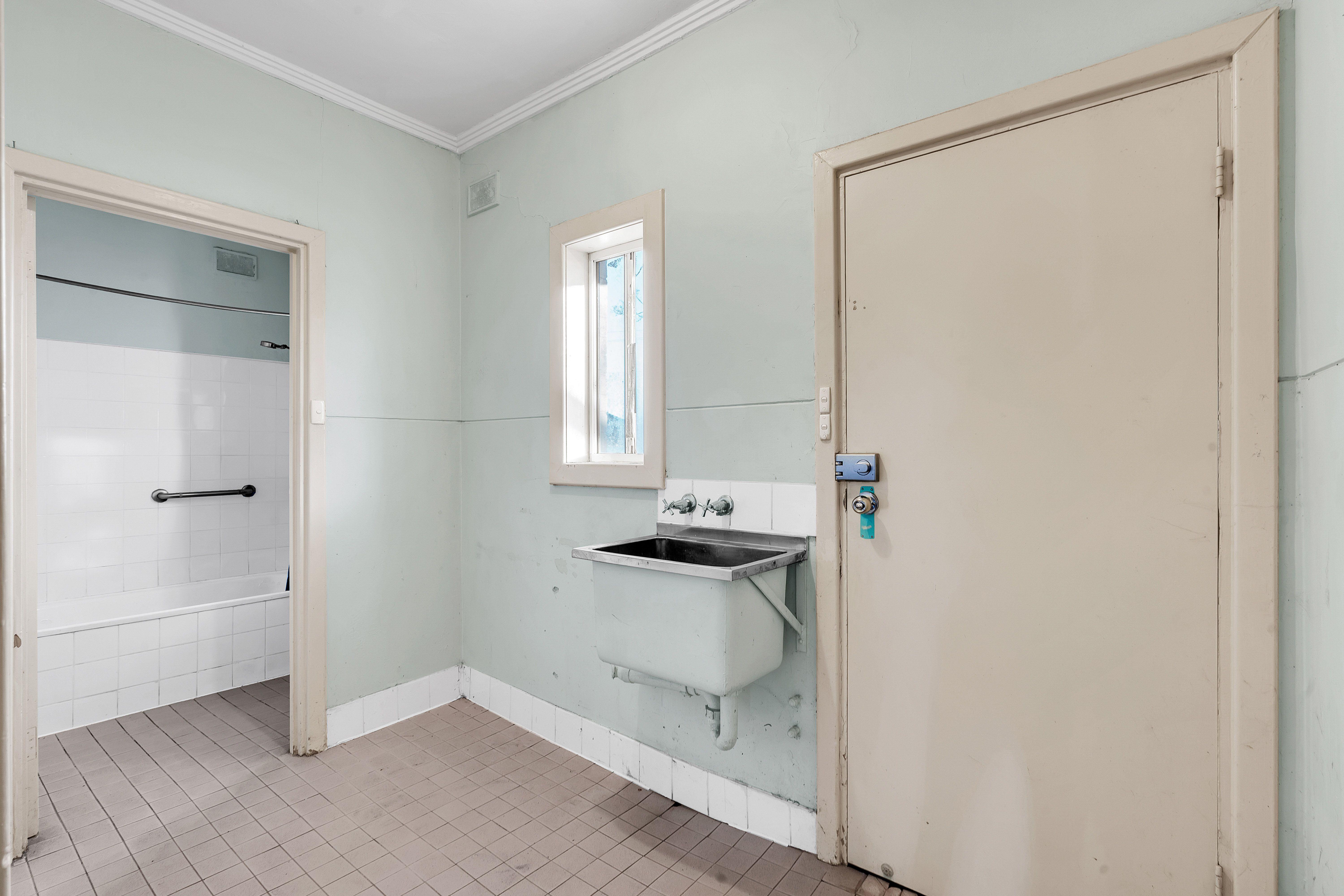House for Rent: Elizabeth South, SA 5112, SA, 5112