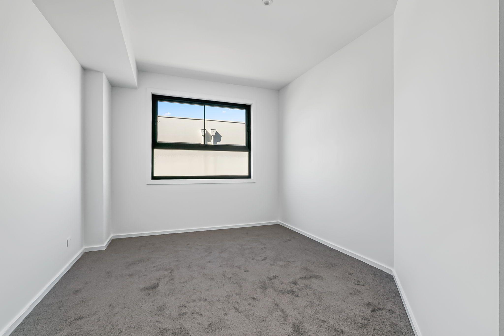 COASTAL LUXURY LIVING 4 Bedroom, 3 Bathroom, Solar & Lift